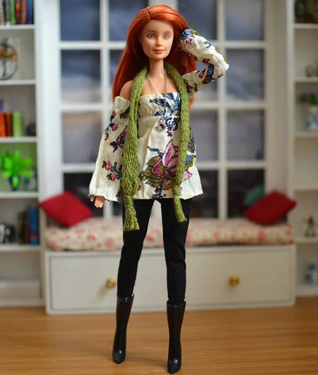 OOAK red hair made to move Barbie, Anne, Plastically Perfect - OOTD capsule wardrobe outfit 9 pic 04.jpg