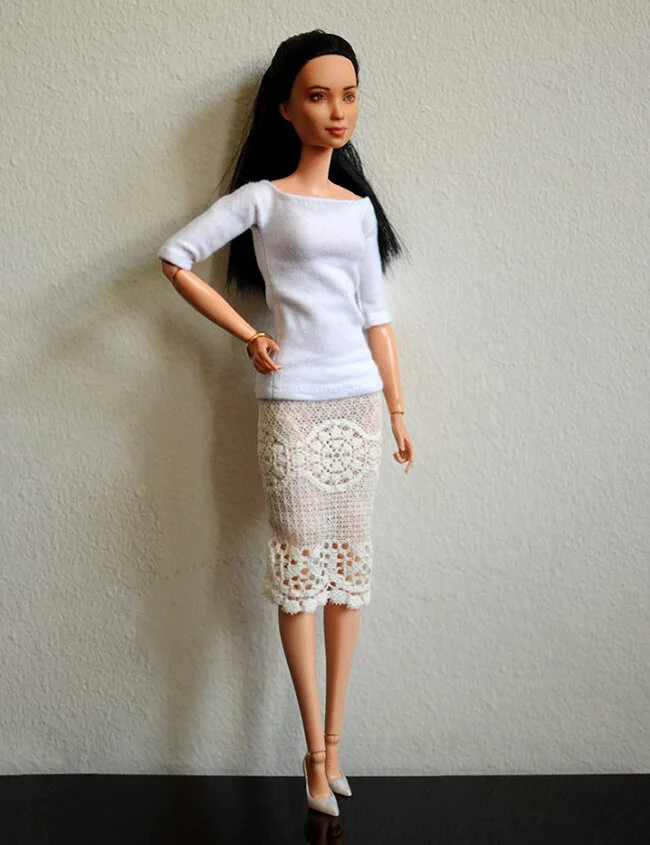 OOAK repainted made to move Barbie, Eve, Plastically Perfect - OOTD capsule wardrobe post outfit 17, pic 04.jpg