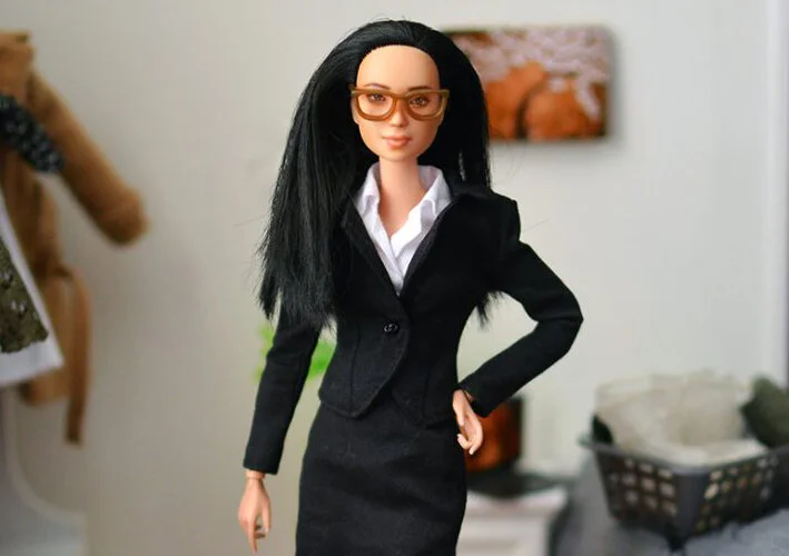 OOAK-Repainted-Black-Hair-Made-to-Move-Barbie-OOTD-Business-Professional pic 04.jpg