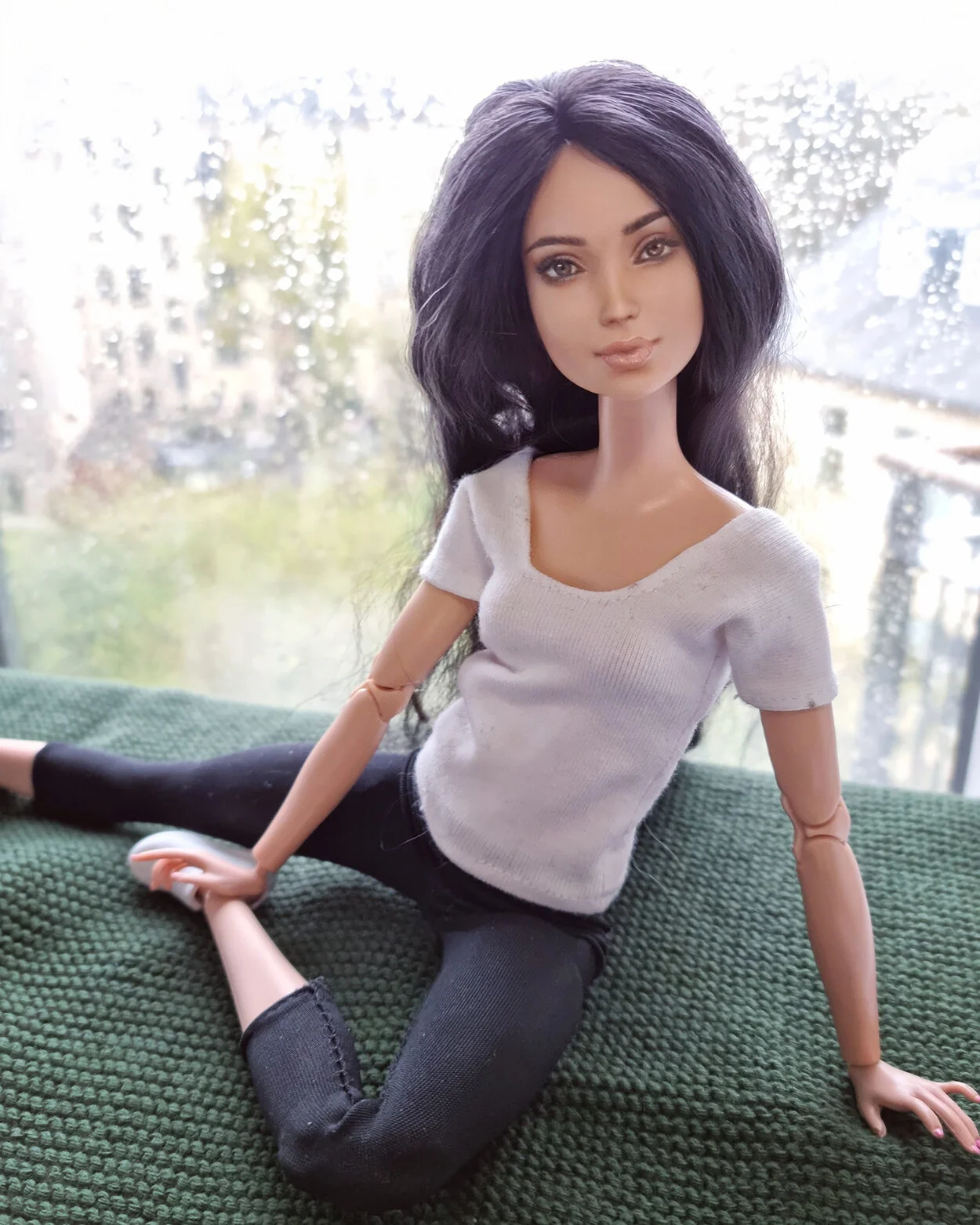 Barbie Made To Move Black Hair Barbie Made To Move, Yoga Barbie