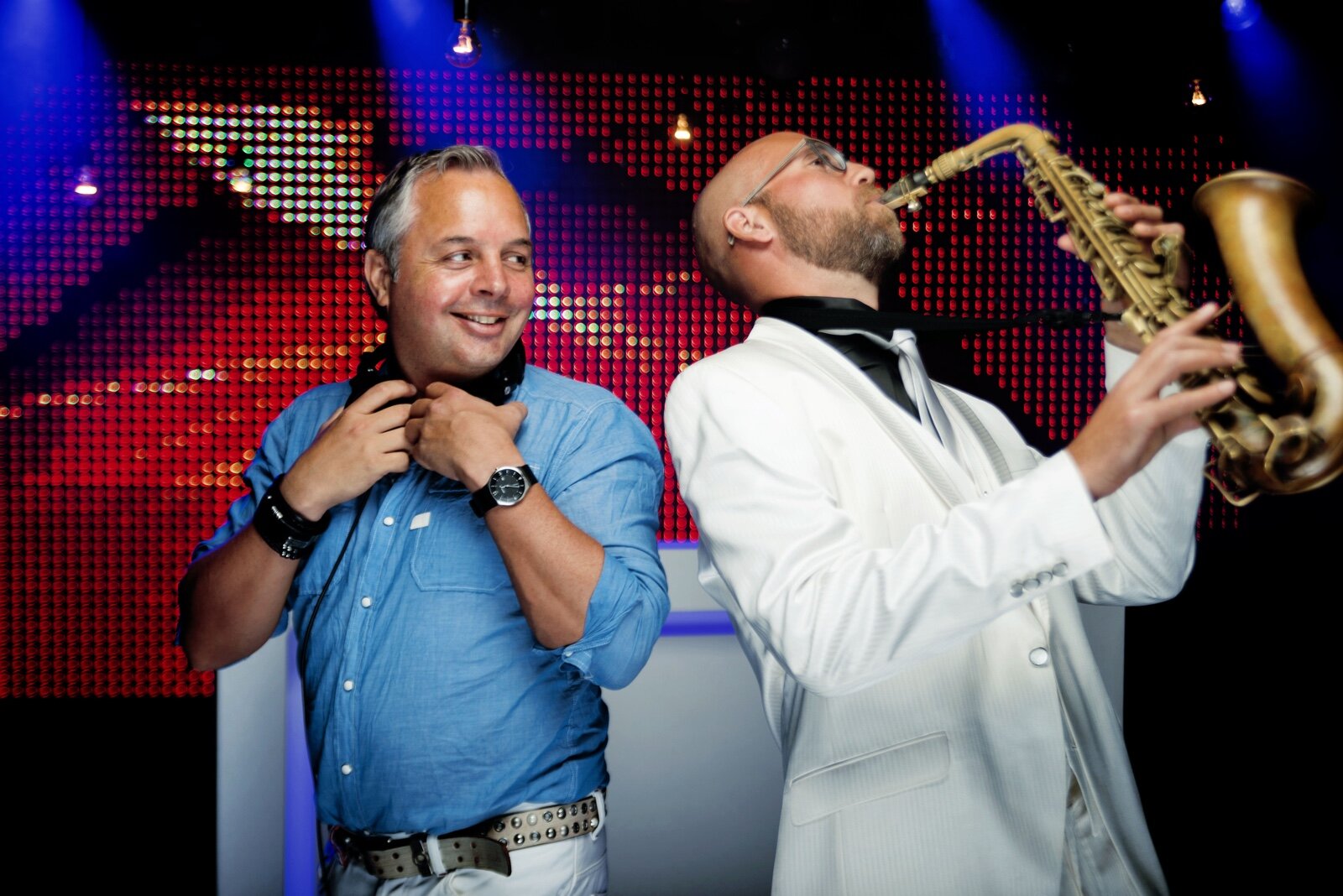 bandshopper.nl-lounged-dj-sax-relaxed.jpg