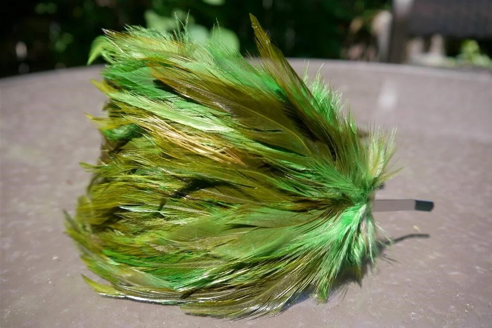 hair b headband green feather  (Medium).JPG