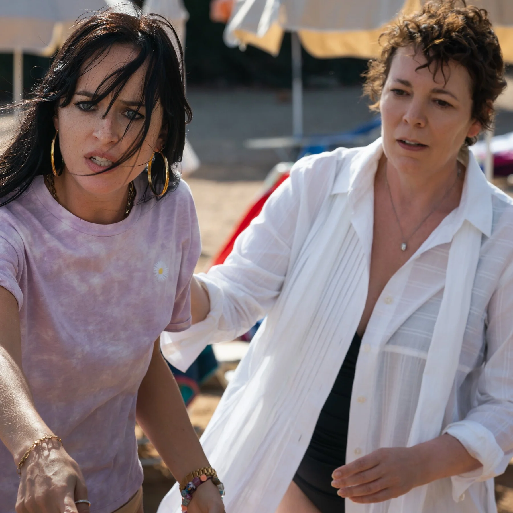 The Lost Daughter (dir. Maggie Gyllenhaal, 2021) — Review