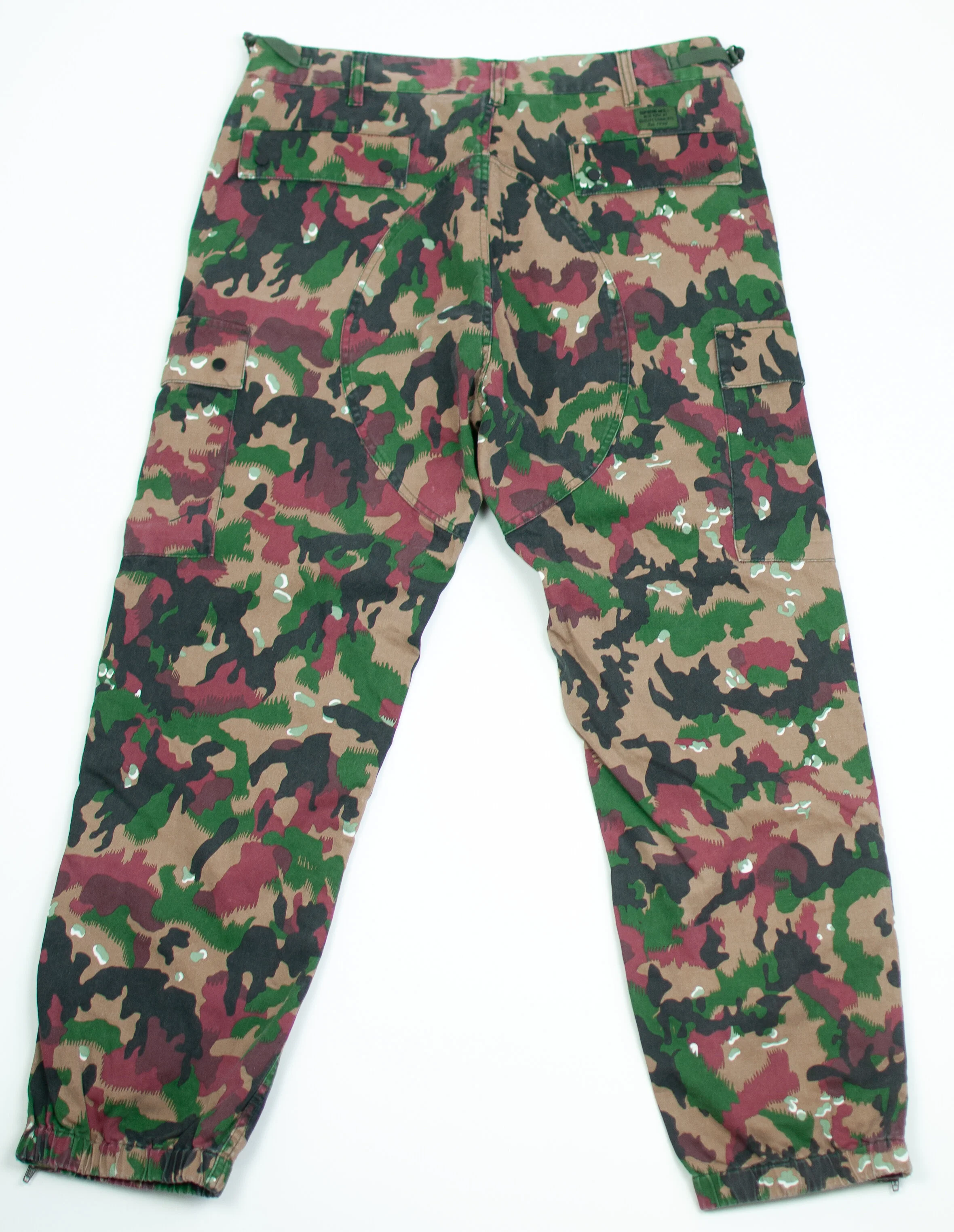 SS17 Supreme 'Swiss Camo Field Cargo 