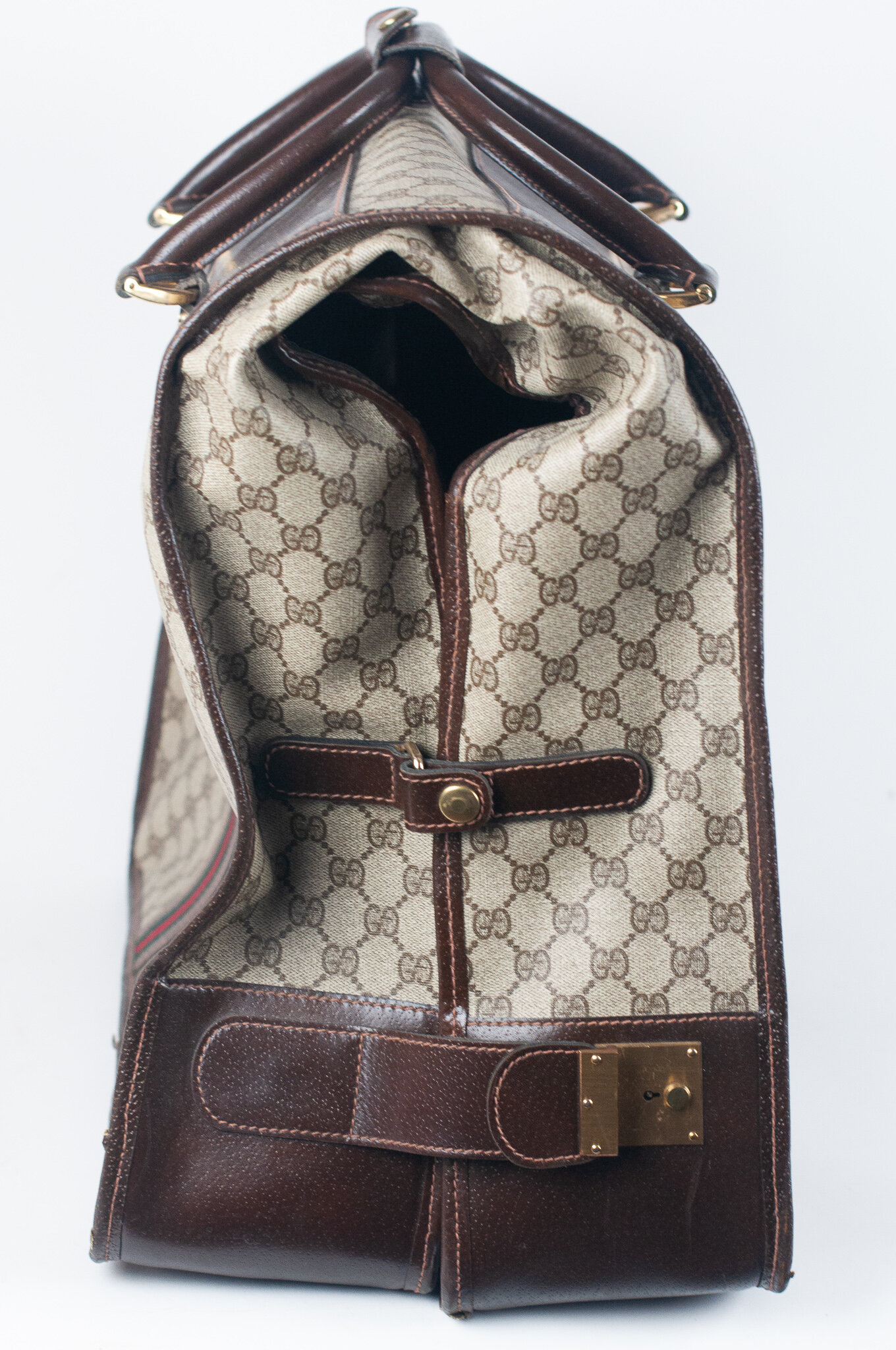 A Vintage Garment Bag By Gucci #40698778