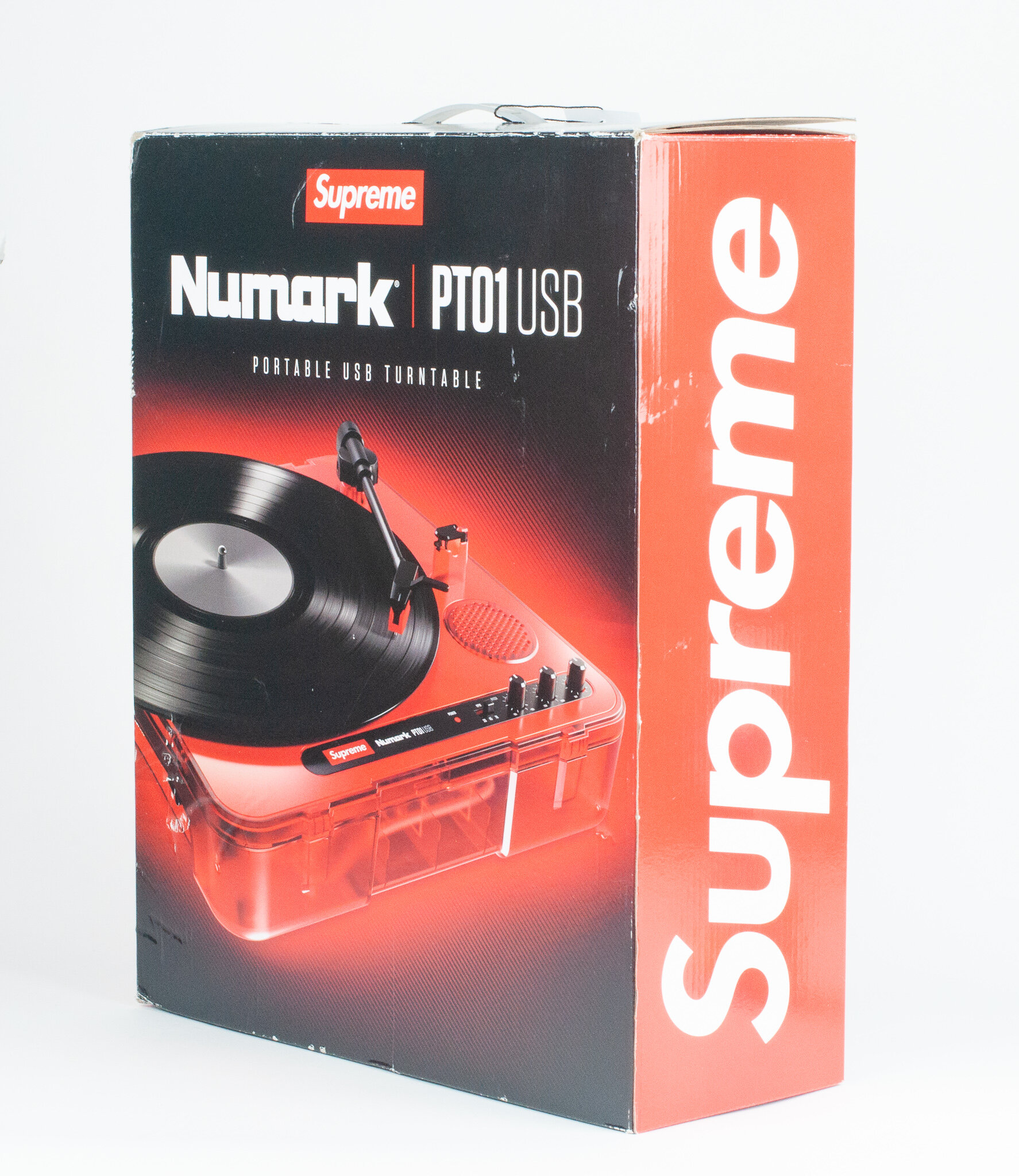 沸騰ブラドン Supreme Numark PT01 Portable Turntable eurocursions.com