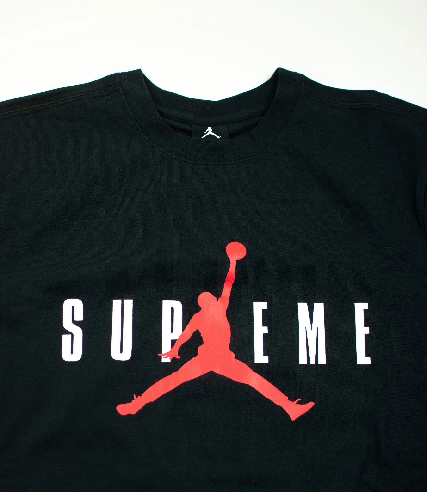 supreme x jordan logo