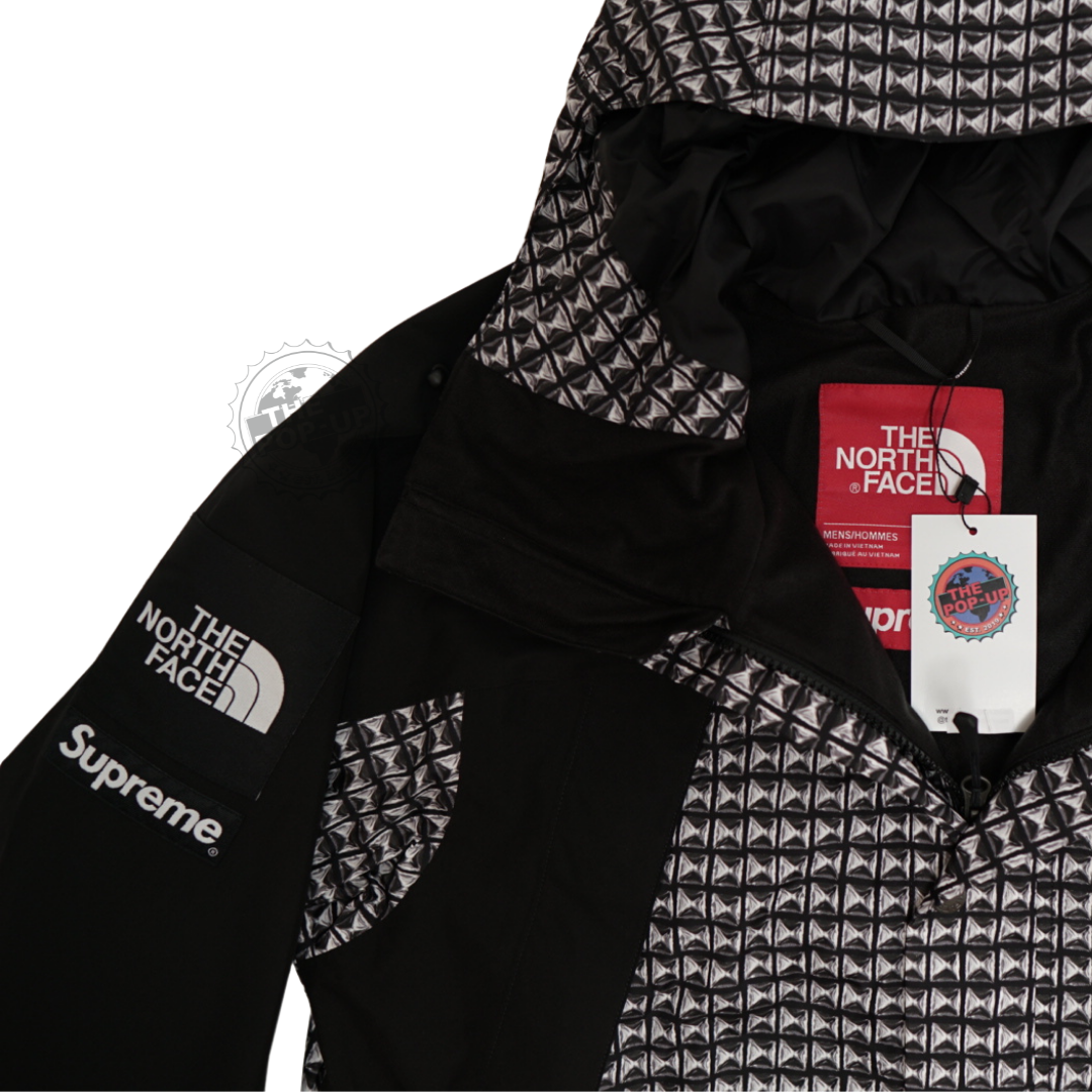 SS Supreme x The North Face 'Studded' Mountain Light Jacket