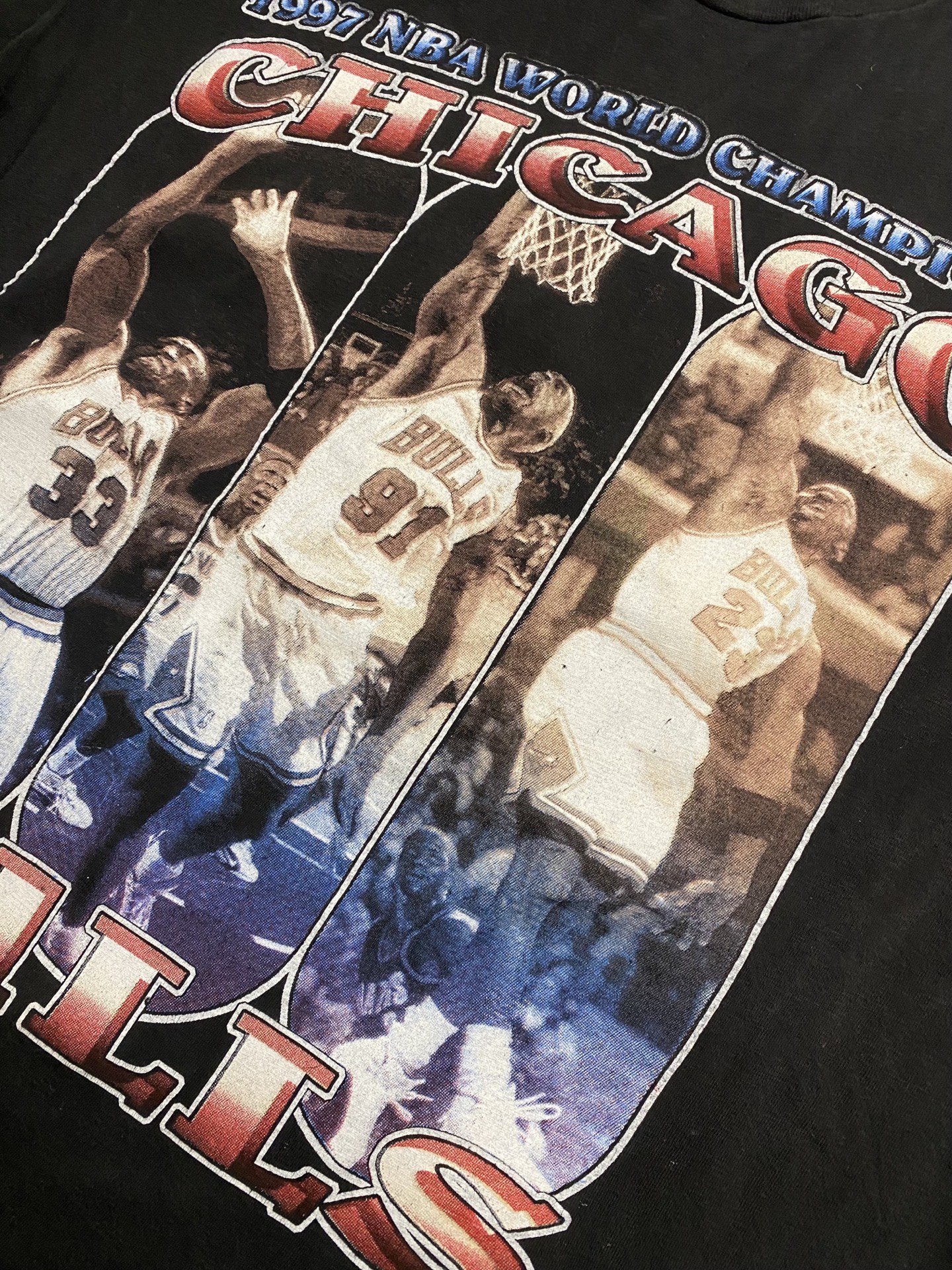 Vintage Chicago Bulls 3 Peat Champions Bootleg 90's T-Shirt
