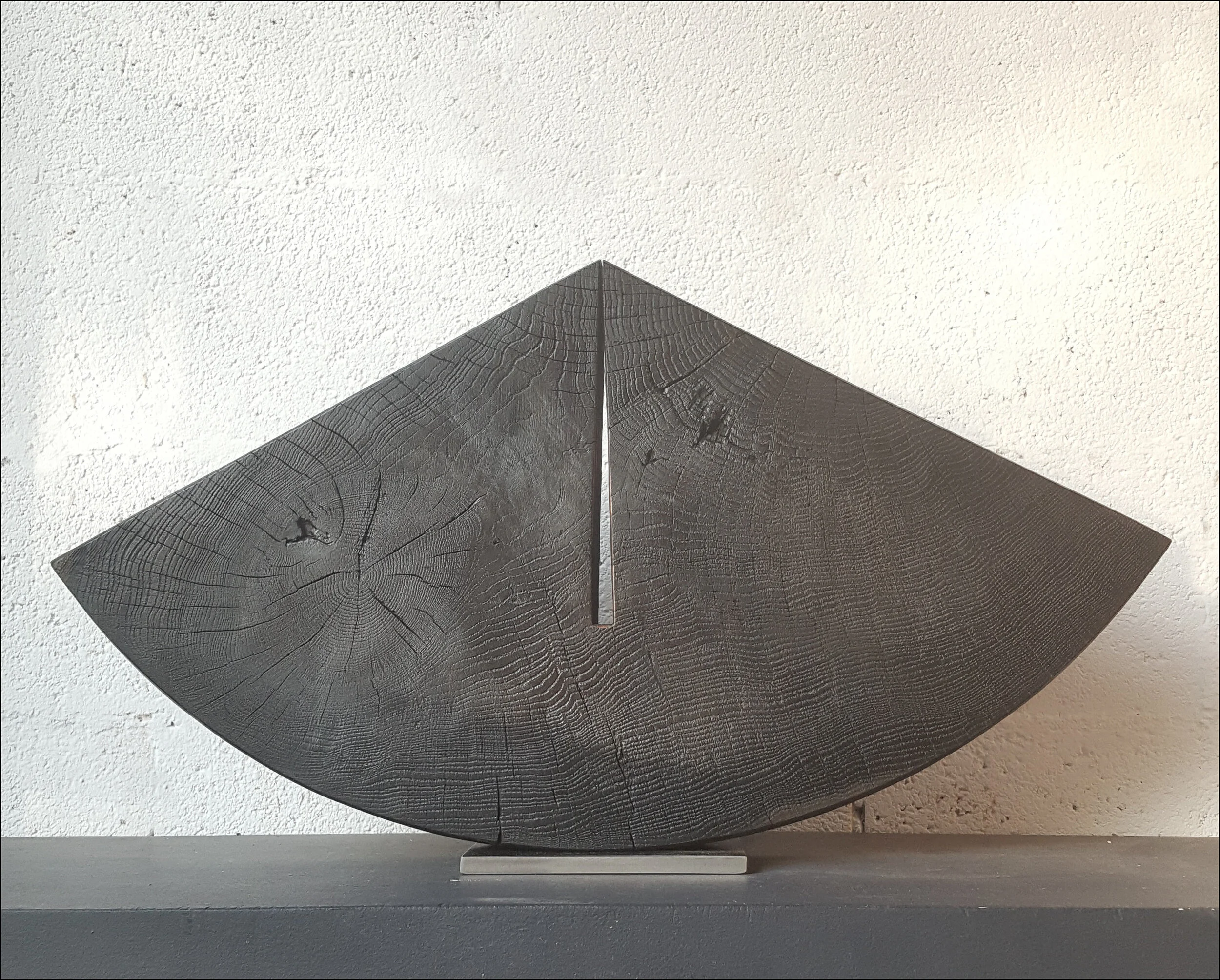 Slot Oak, 36 x 65 x 9 cm.