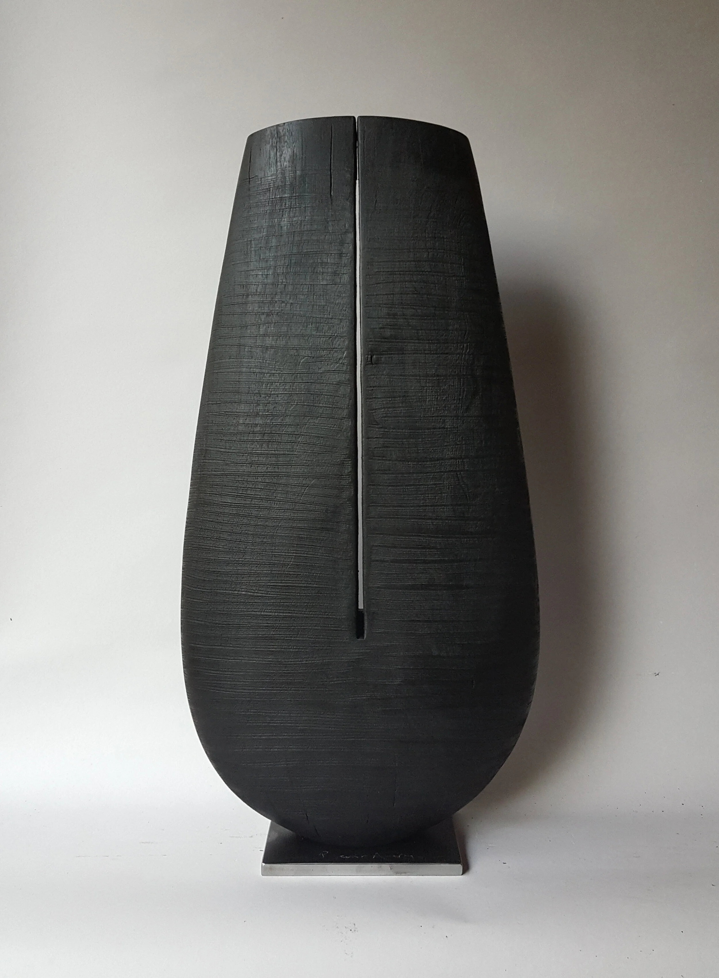 Slot, 60 x 30 x 12 cm