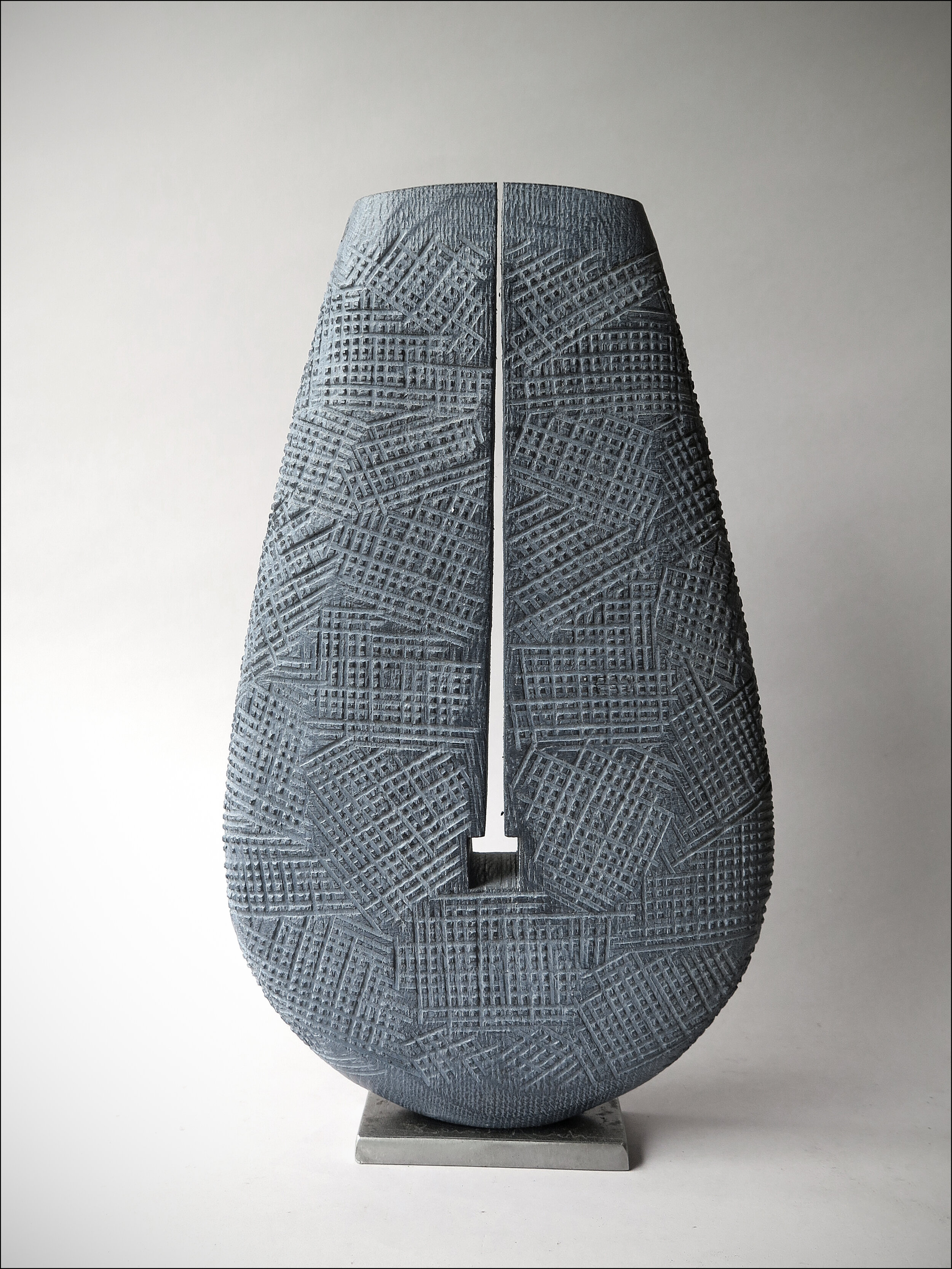 Slot, 35 x 21 x 6 cm 