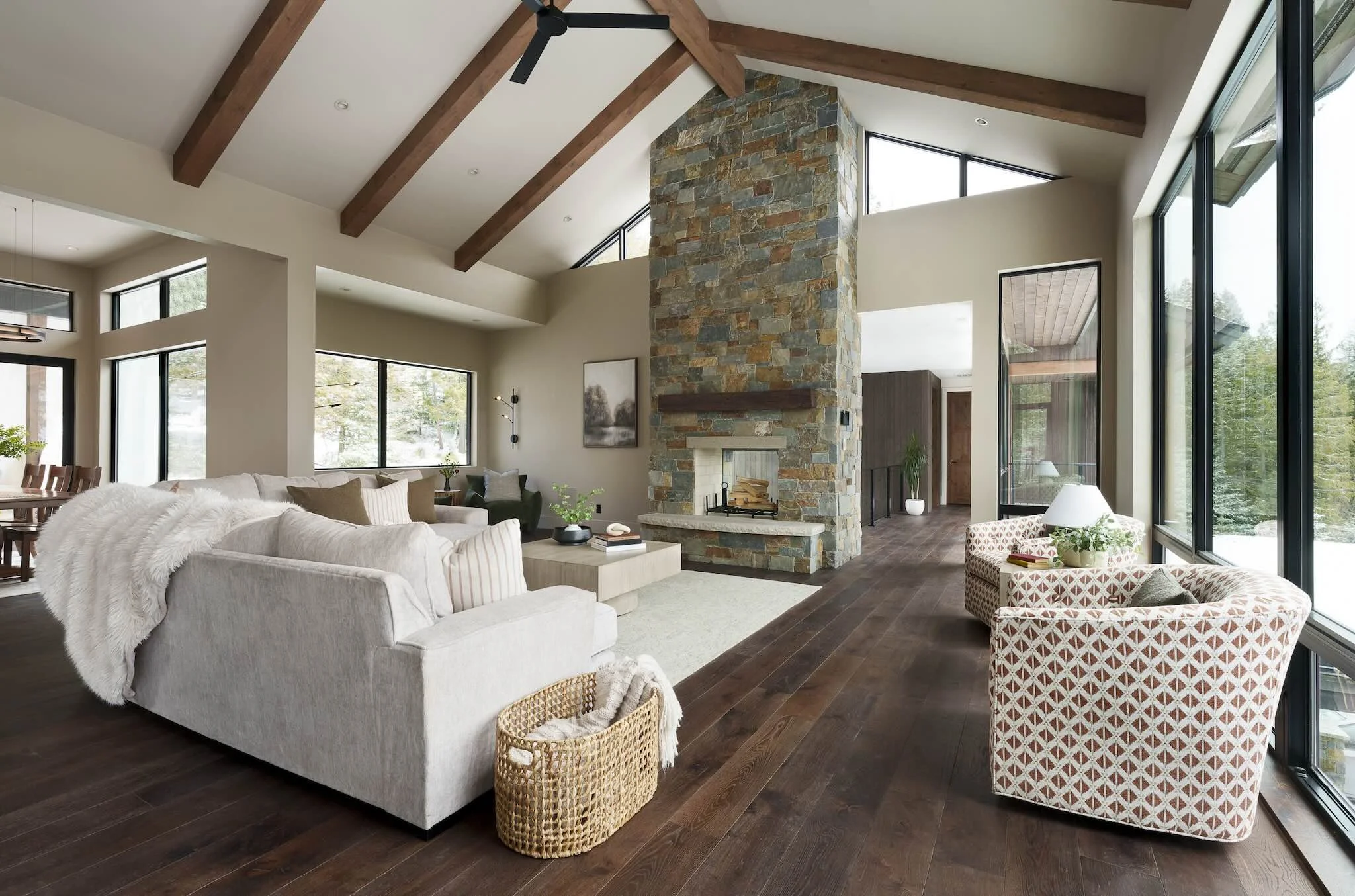 Montana Build - IH13.jpeg