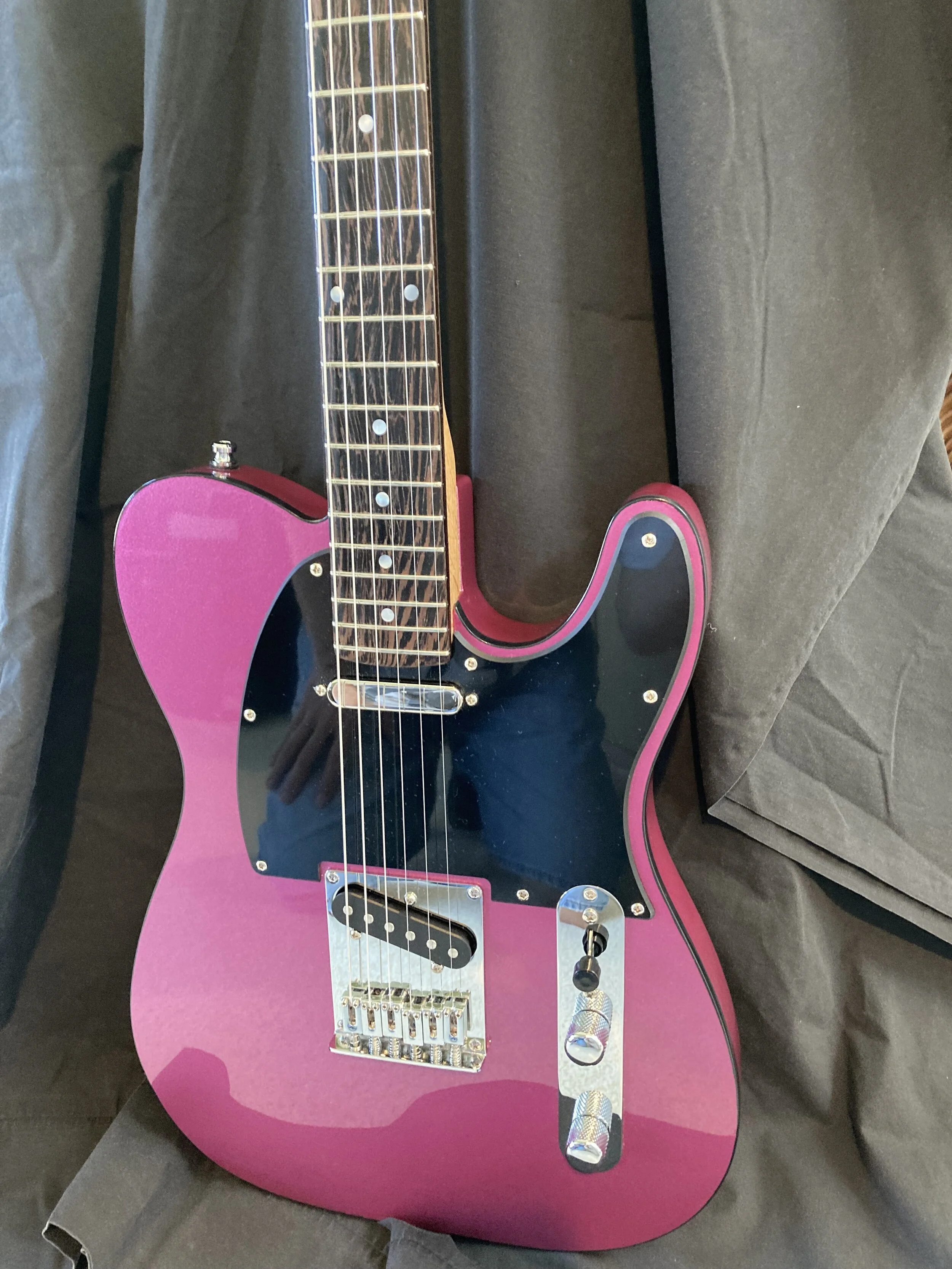 Zio T Style in Metallic Berry