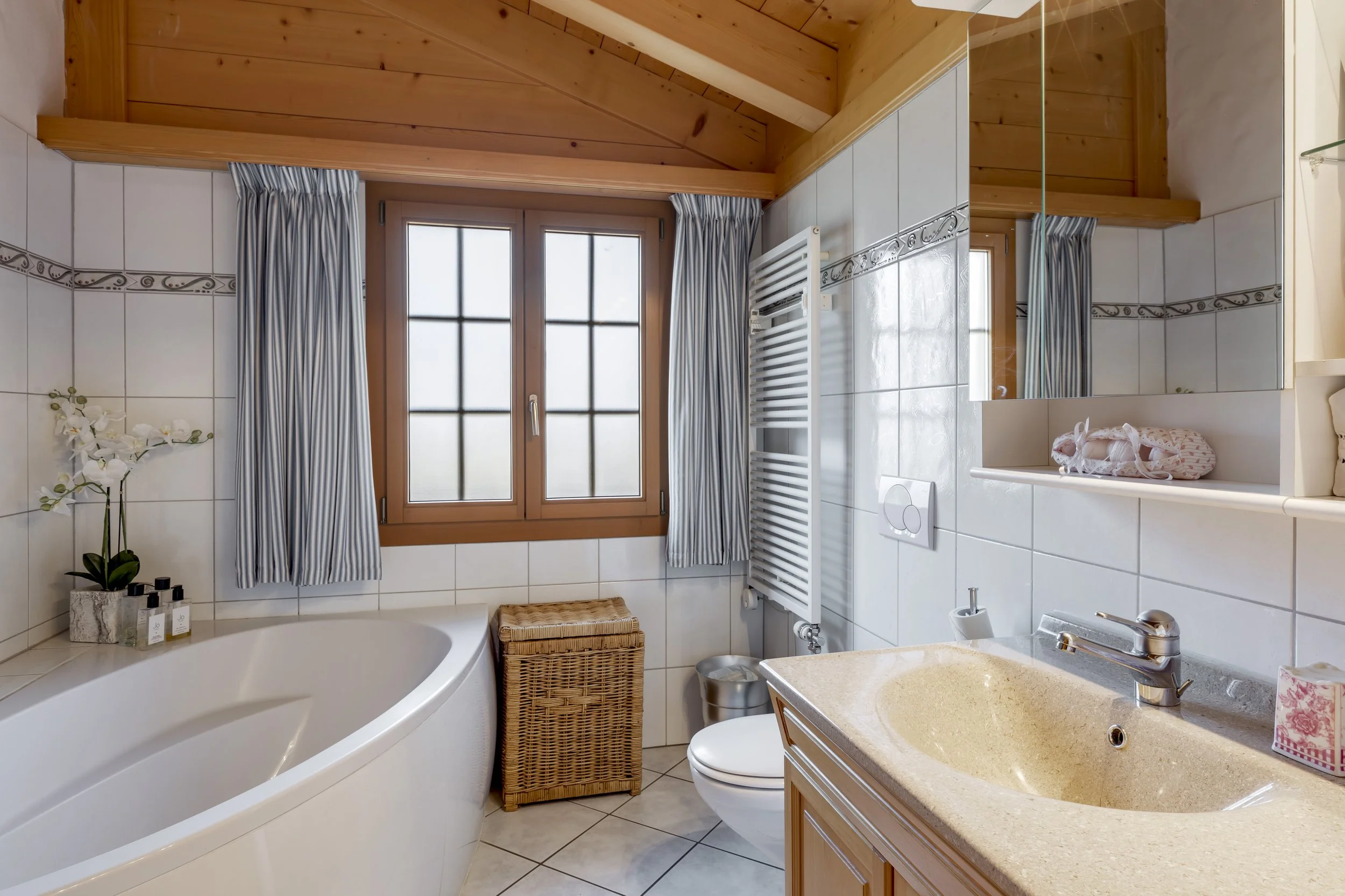 2024 02 29 - Grunbuhlstrasse 21 - Lauenen - 182-Modifier.jpg