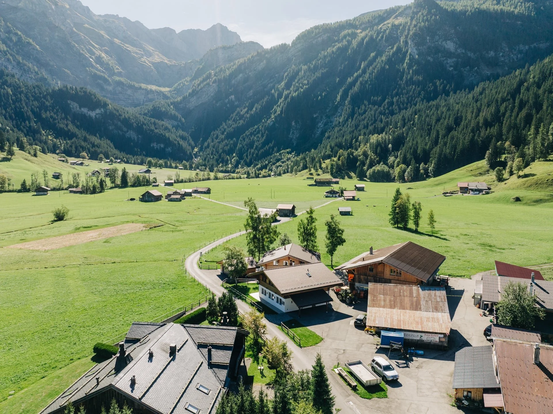chalet_okt25-2.jpg