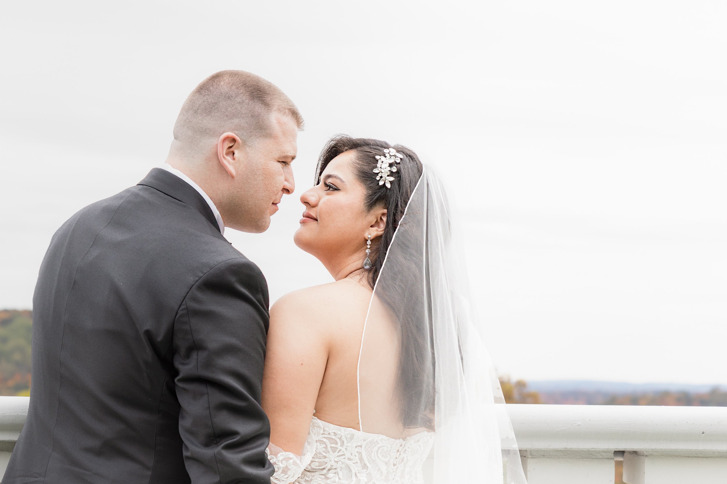 Kelin & Ryan_SNEAK PEEKS-14.jpg