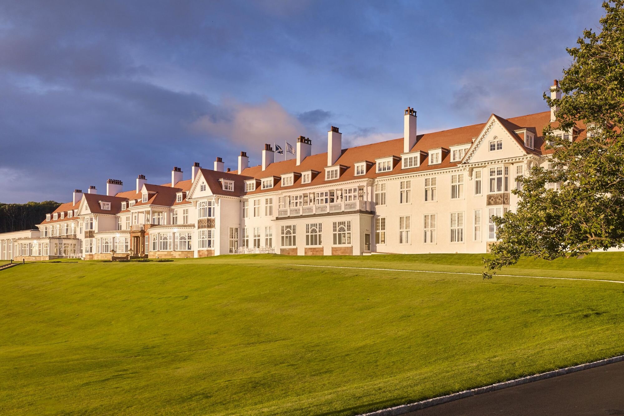 Façade Trump Turnberry Resort