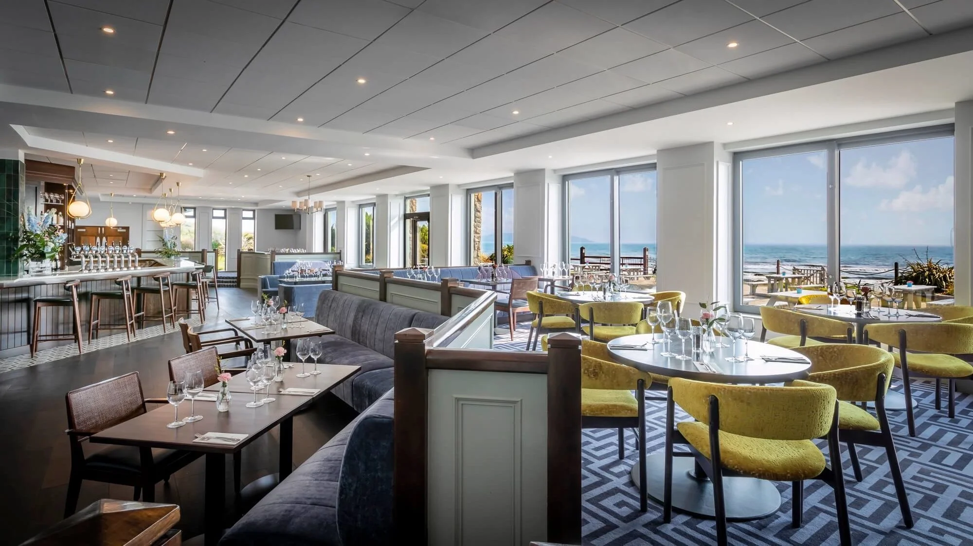 Shoreline-Brasserie-1-e1599043738801.webp