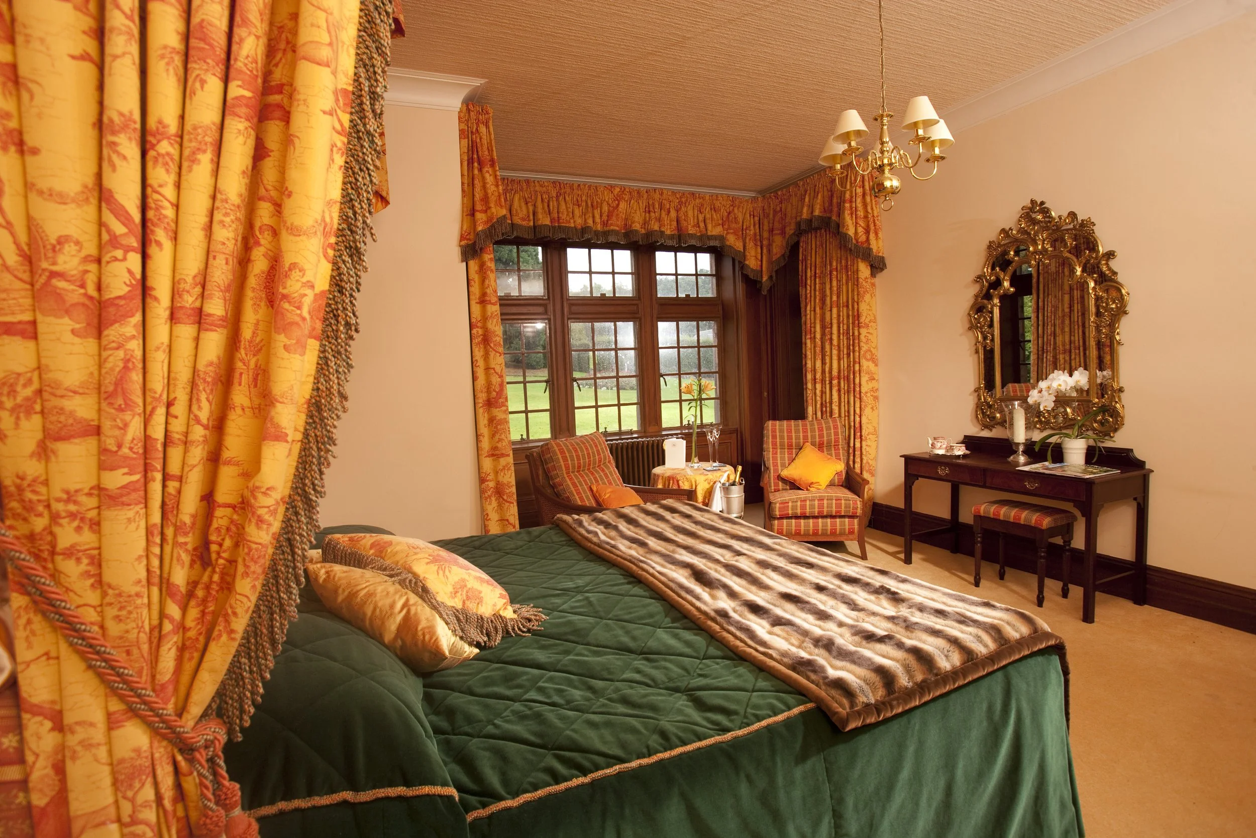 Murrayshall Hotel bedroom.jpg