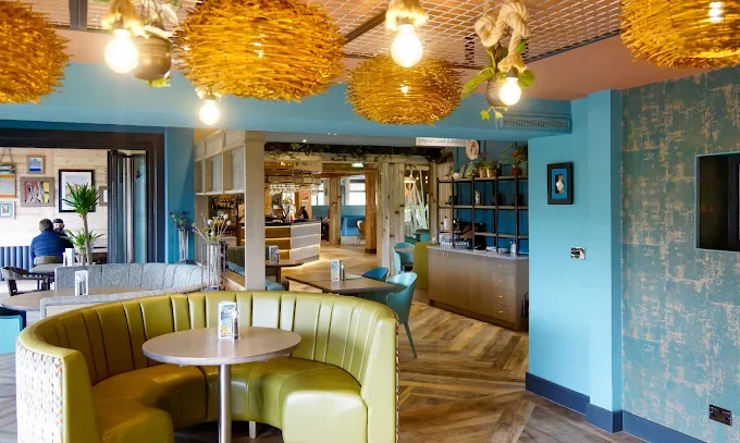 Coast Restaurant & Bar at The Gailes (6).webp