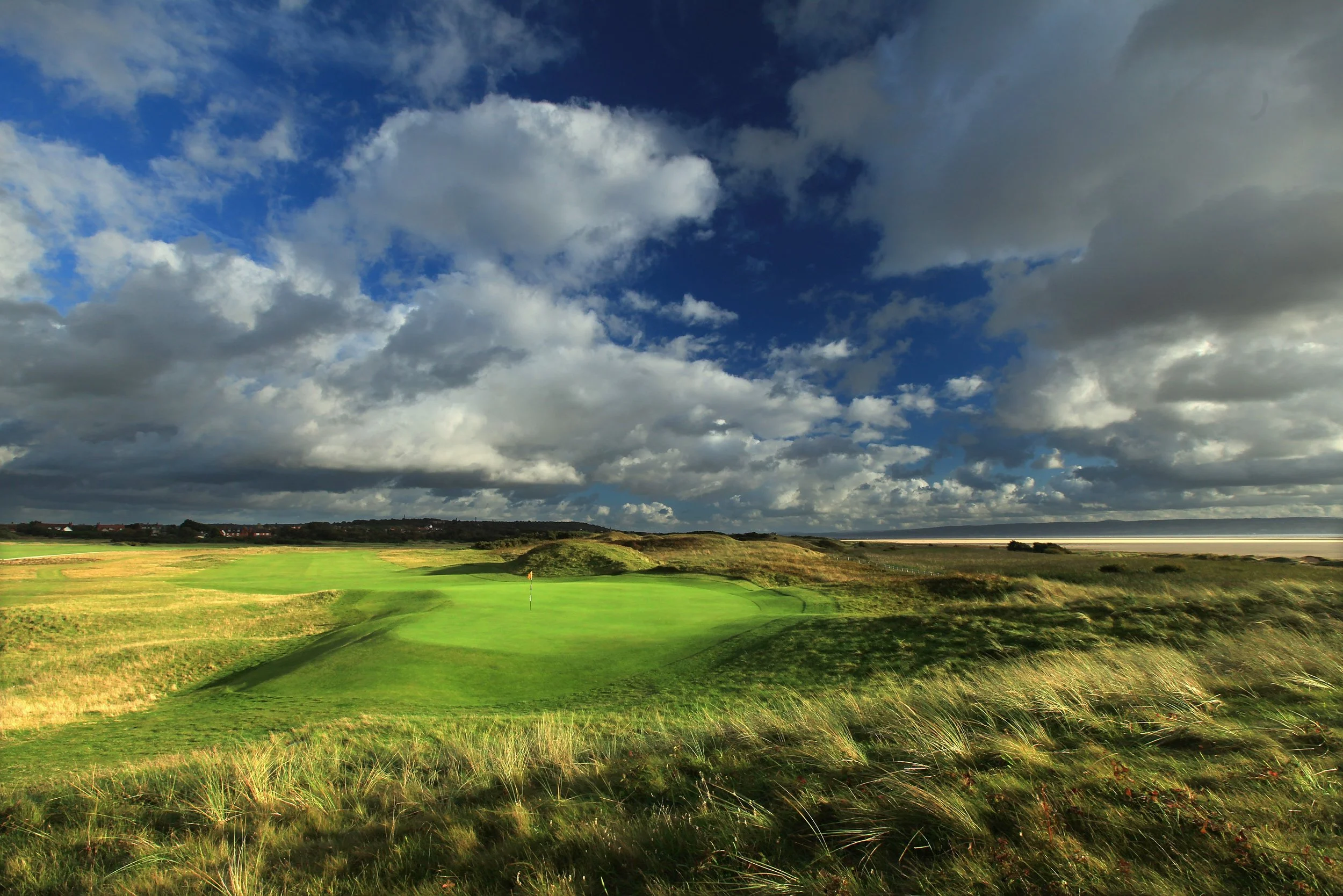 Royal Liverpool 12th green.jpg