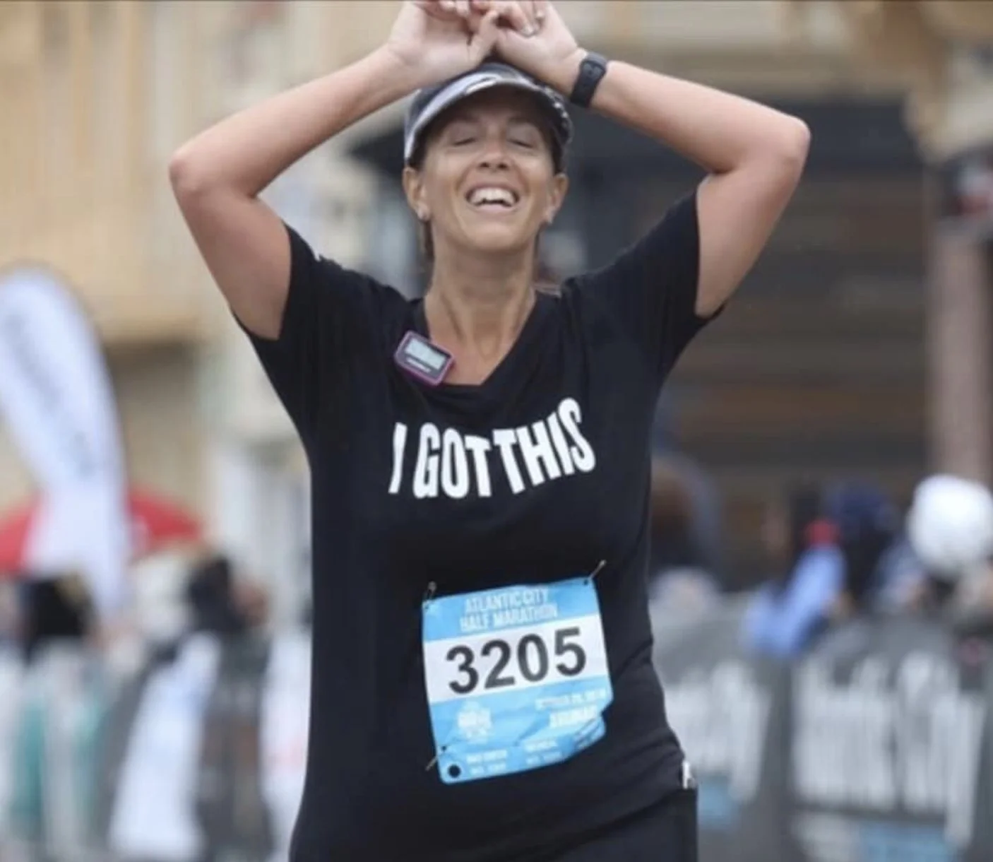 #156 - Hot Summer Series: Running Mom's - CHRIS BALLARD