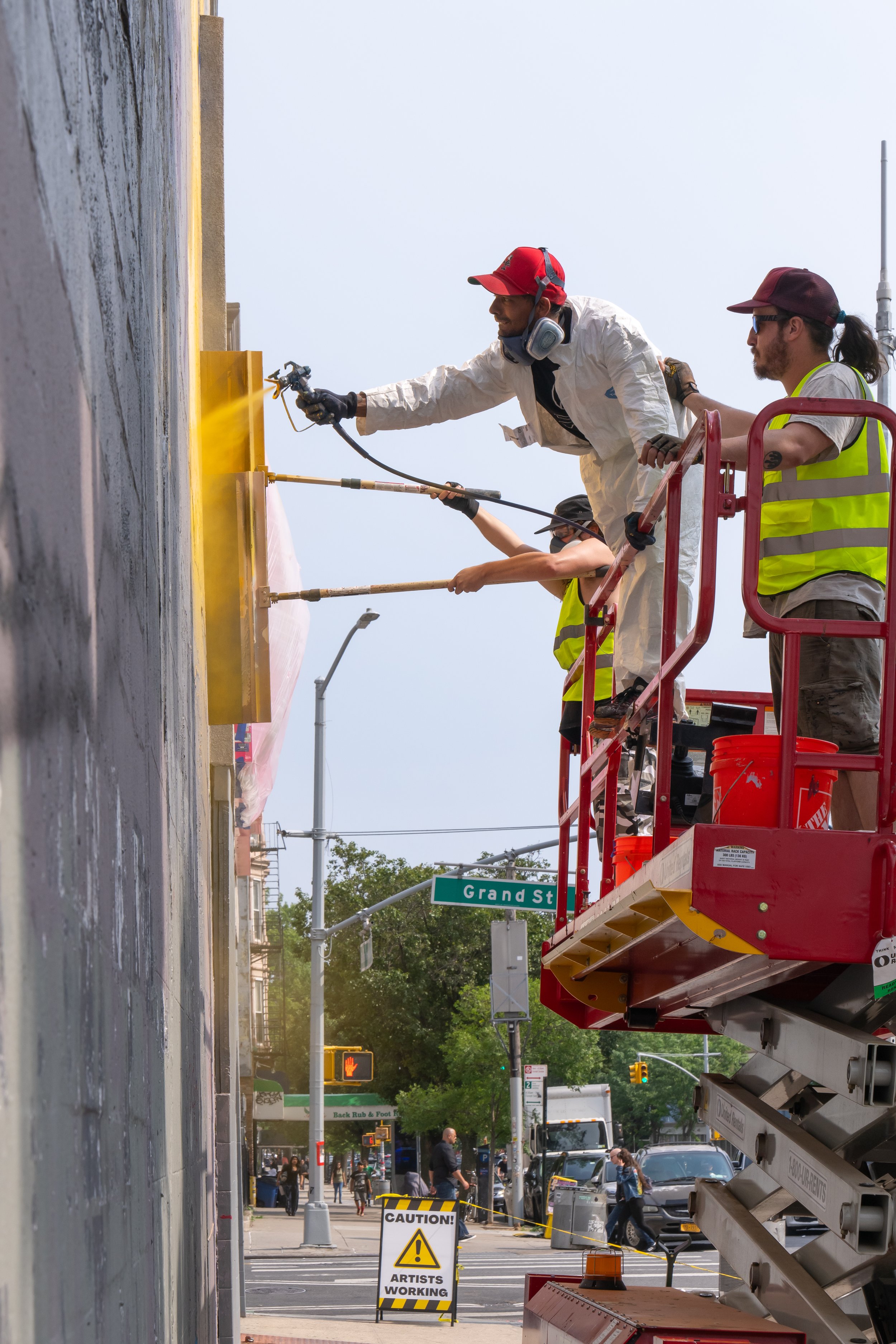 Grand Street BID x 725 Grand Mural_Process_07JUL2023-4.jpg