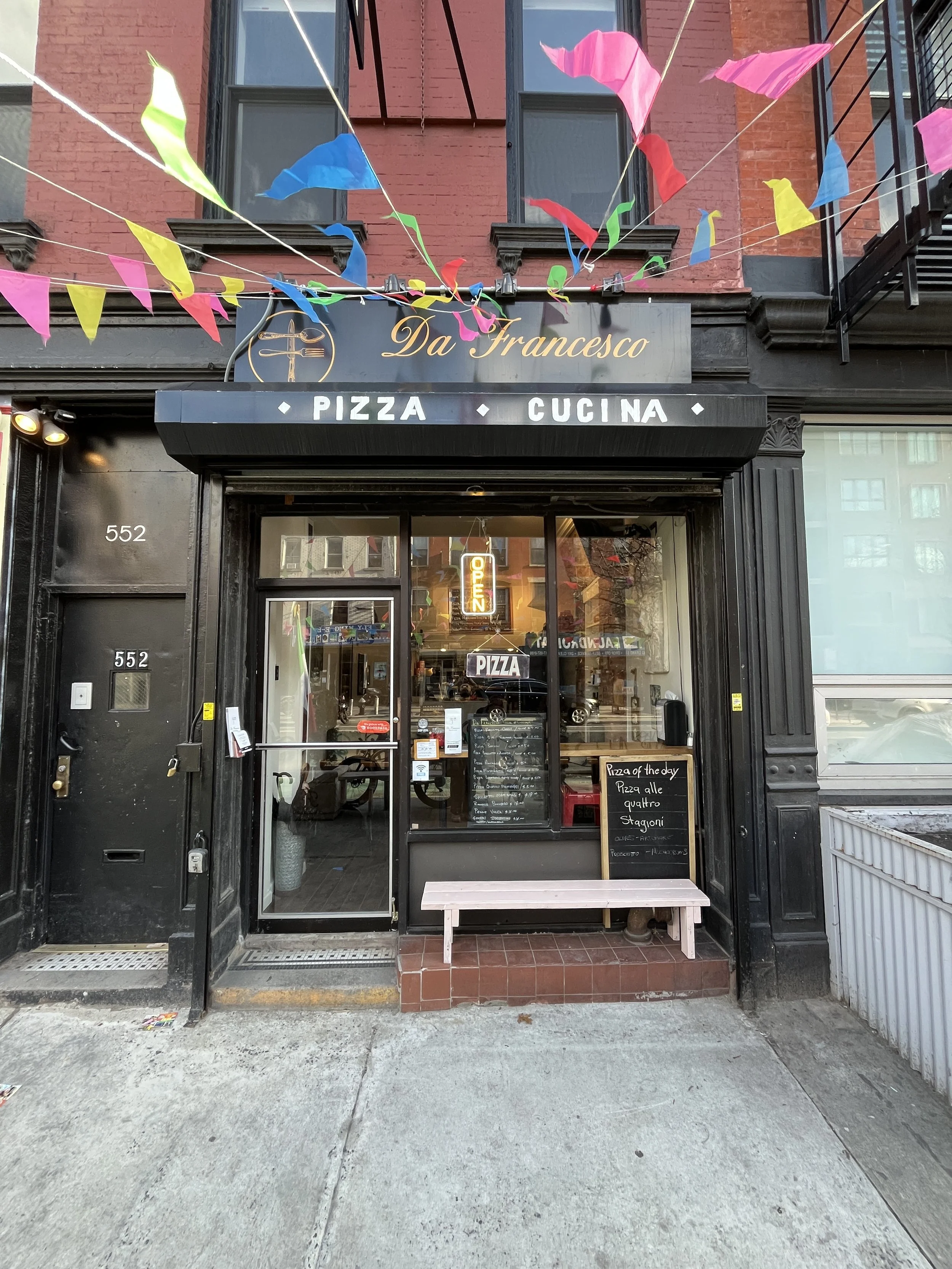 Da Francesco Pizza &amp; Cucina now at 552 Grand Street