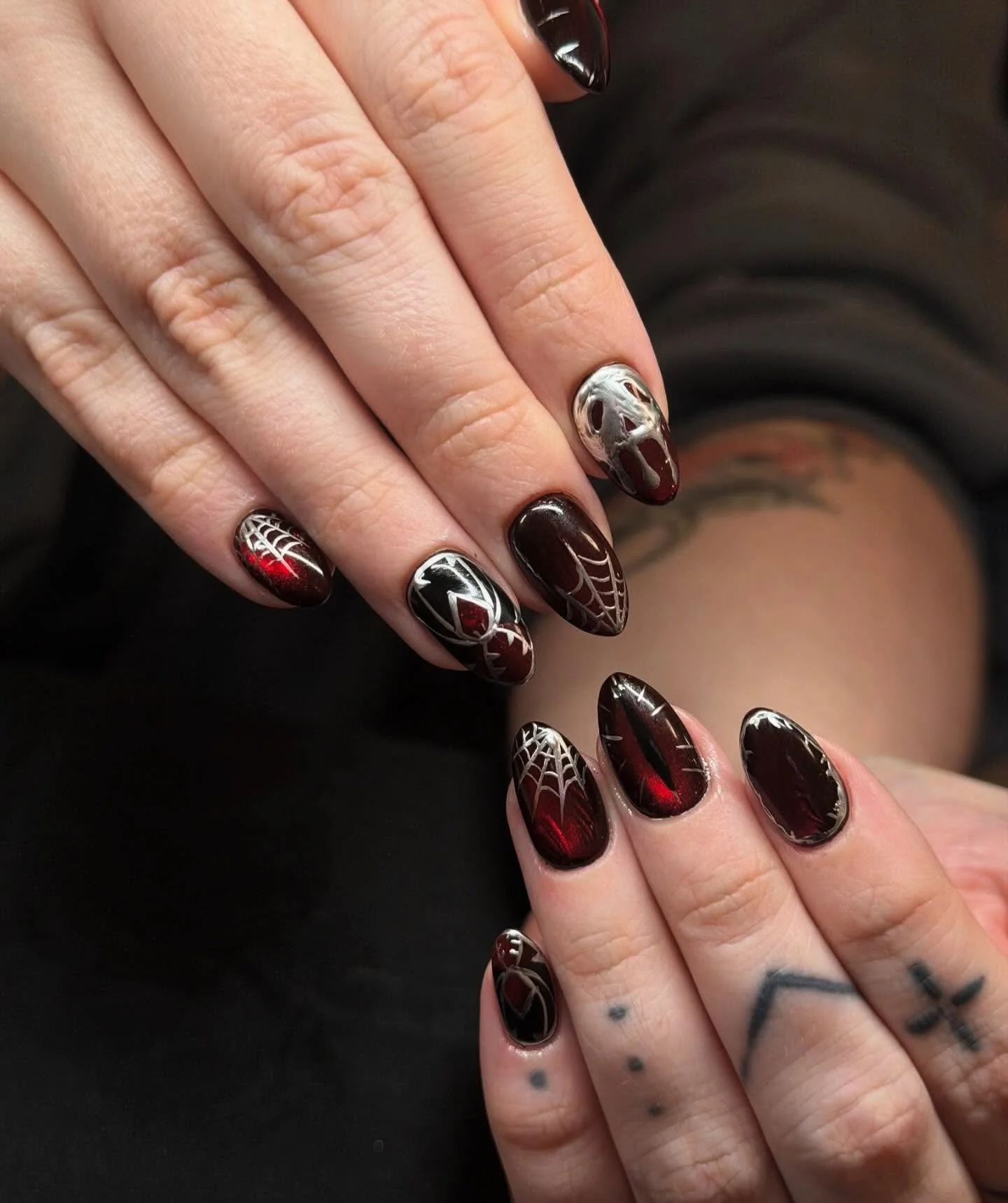 Welcome @flynails630 to 630 Grand Street! Fly Nails is a nail salon with all of your self care needs - dazzle dry, gel, nail art, and even lashes. Owners Coco and Cynthia bring years of experience and talent to the salon, coming together to open thei