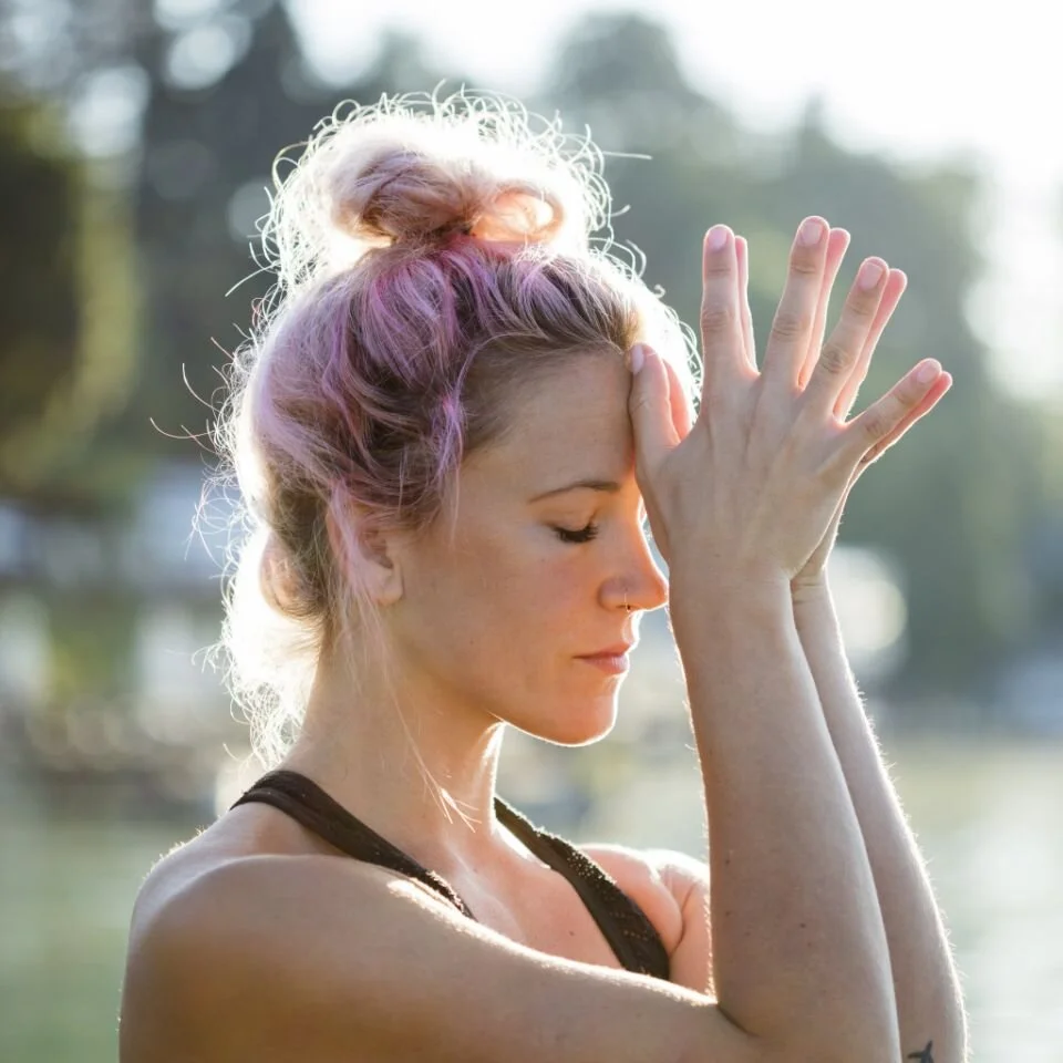 Meditate, Exercise, Limit Social Media: 12 Expert-Approved Ways to Manage Coronavirus Anxiety