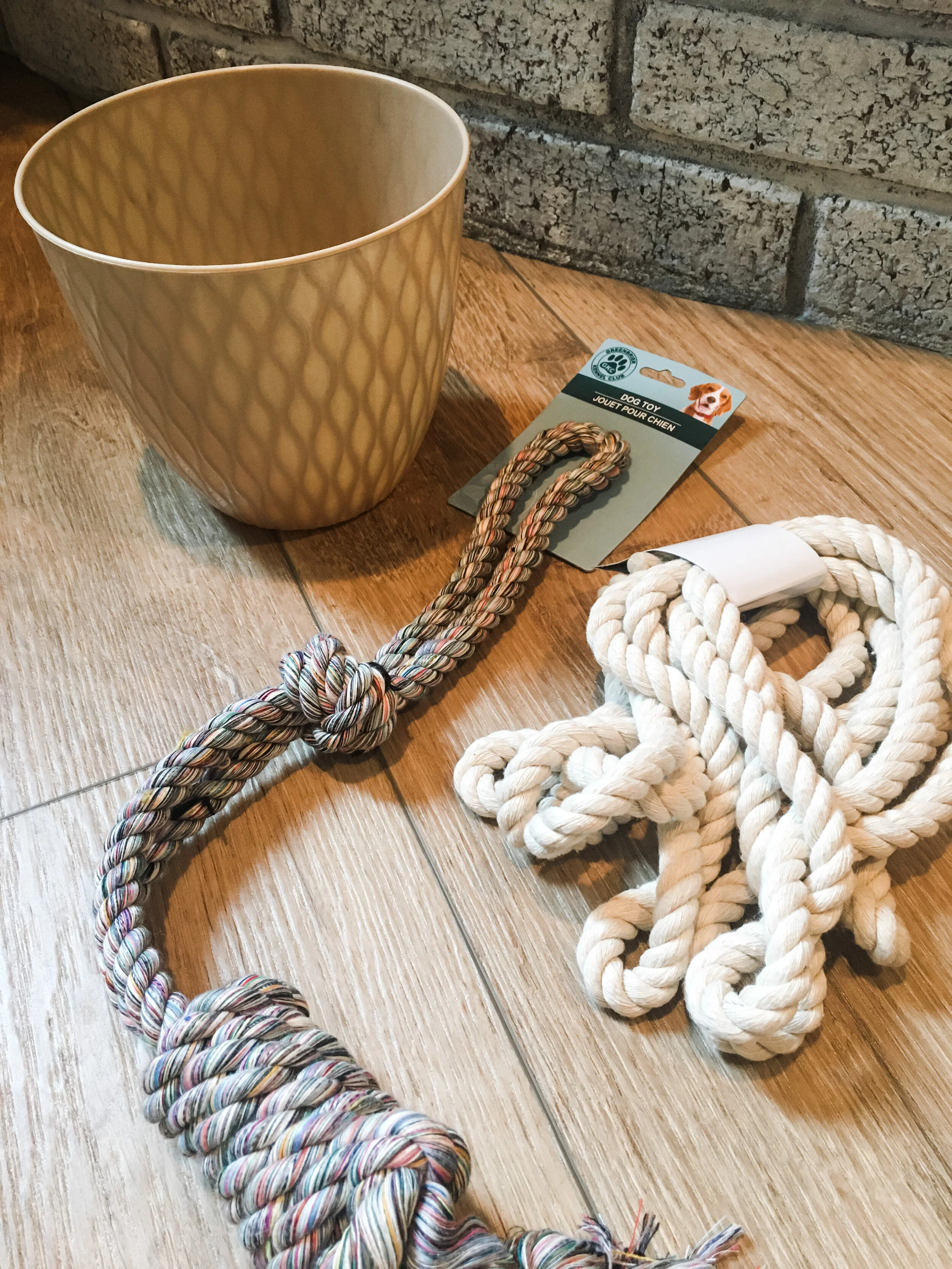 DIY Rope covered flower pot — broadwayandmontgomery.com