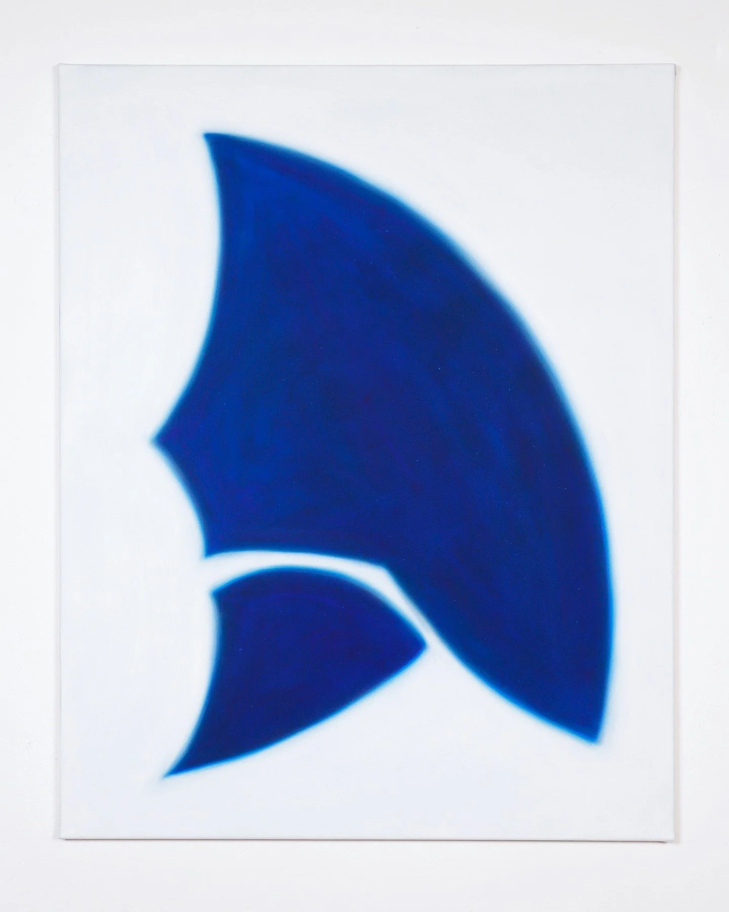 Ich h&auml;tte nicht gedacht, dass mich Ultramarinblau einmal so fesseln w&uuml;rde! Es ist einfach ein super spannendes Pigment, nicht nur wegen seiner langen Geschichte sondern auch wegen seiner Materialit&auml;t. So kann Ultramarin Druck- oder Fot