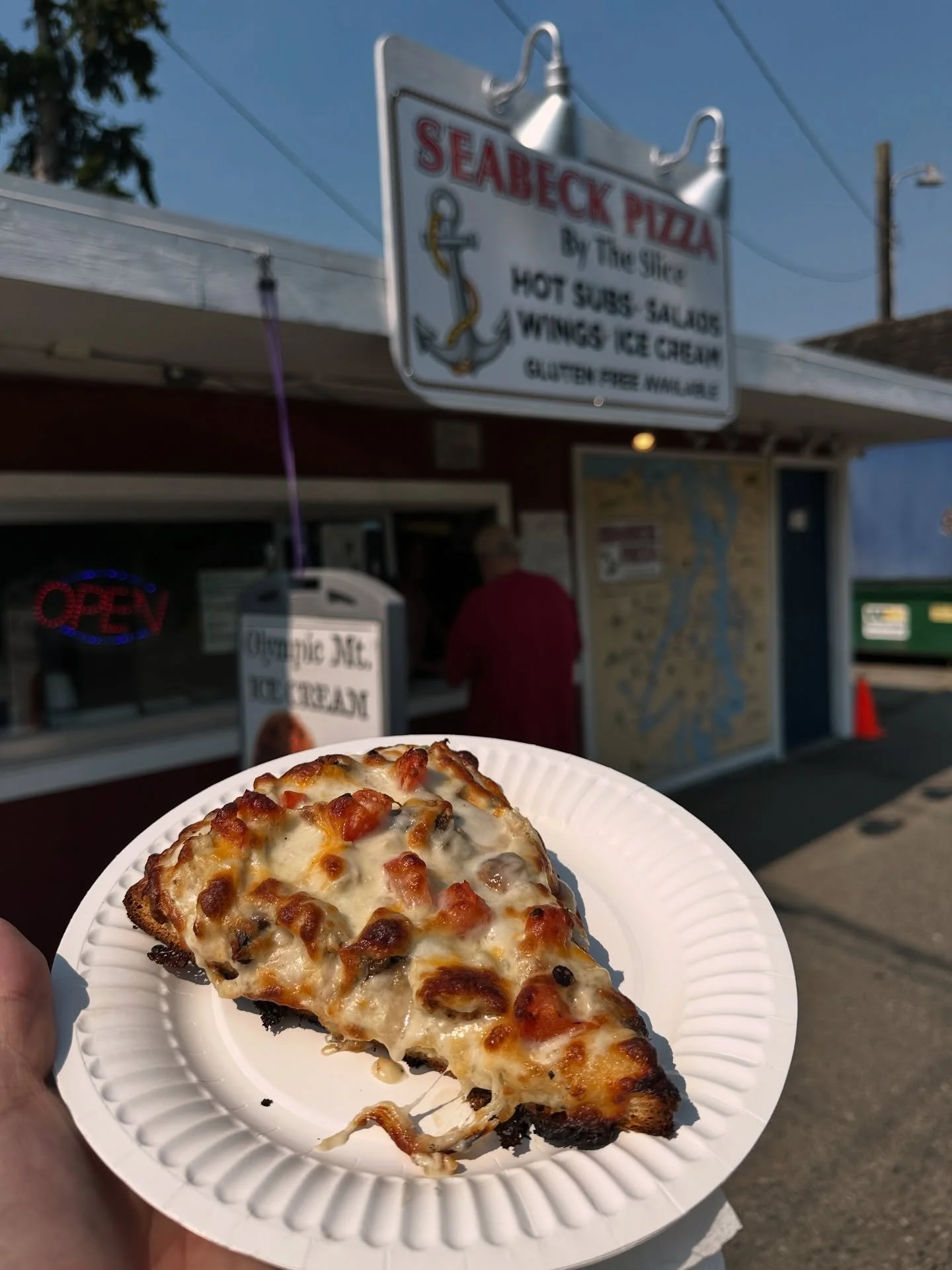 Seabeck is calling. It&rsquo;s out of the way but that&rsquo;s the point. The roads are peaceful, the trees are tall, the Hood Canal is beautiful, and the Olympic mountains loom large. And the pizza. Oh the pizza... #lovekitsap #seabeck #wastate #pnw