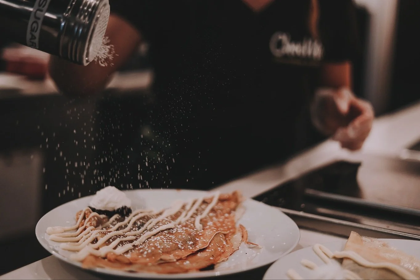 On these cool fall days you need some serious comfort food to warm you up and the crepes at ChocMo are the stuff that dreams are made of! This Poulsbo chocolatier has some of the best treats around, perfectly pulled shots of espresso and OMG the crep