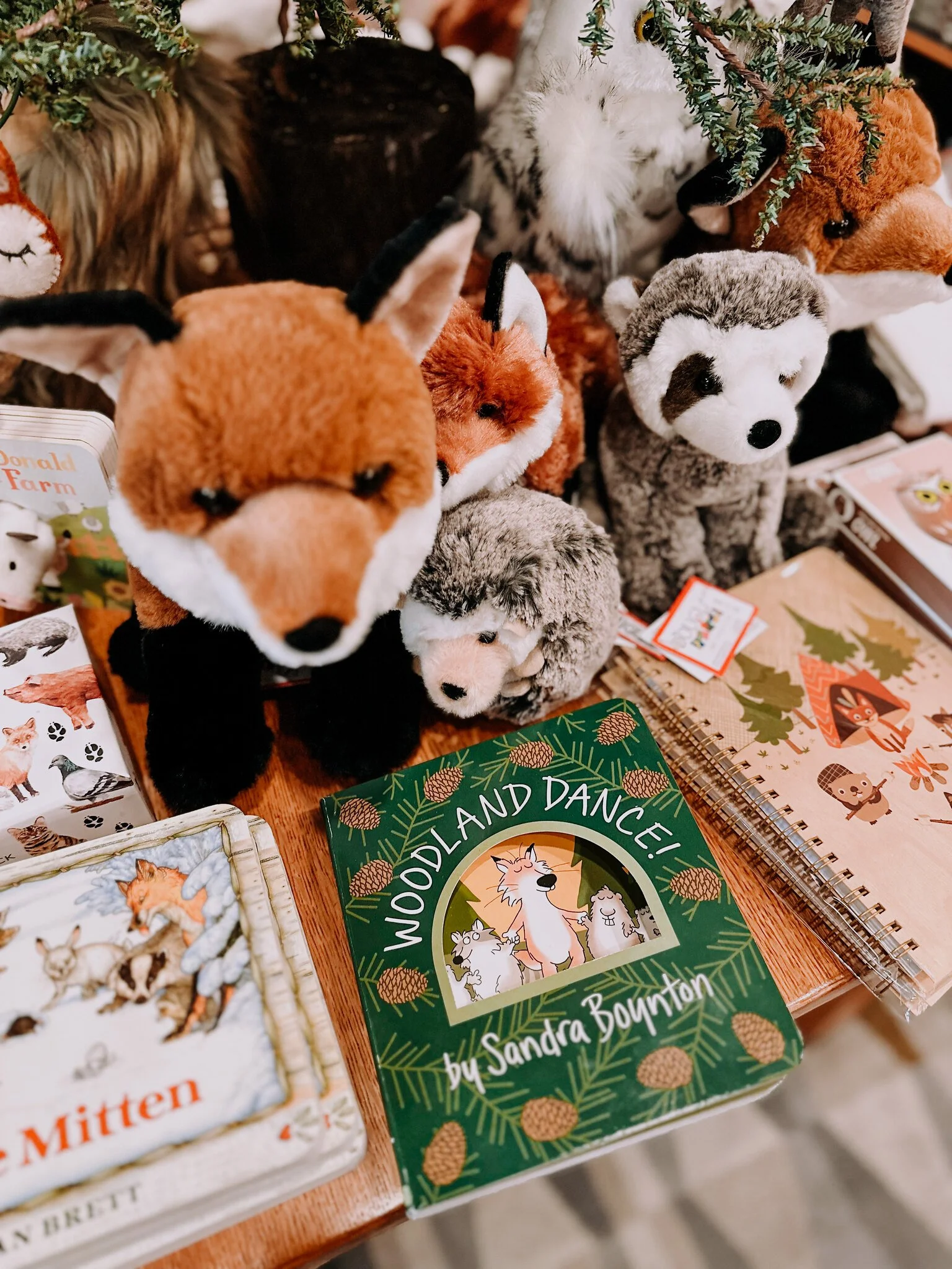 Eagle Harbor Books