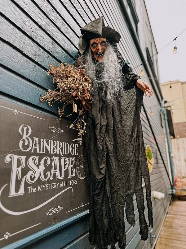 Bainbridge Escape, Bainbridge Island