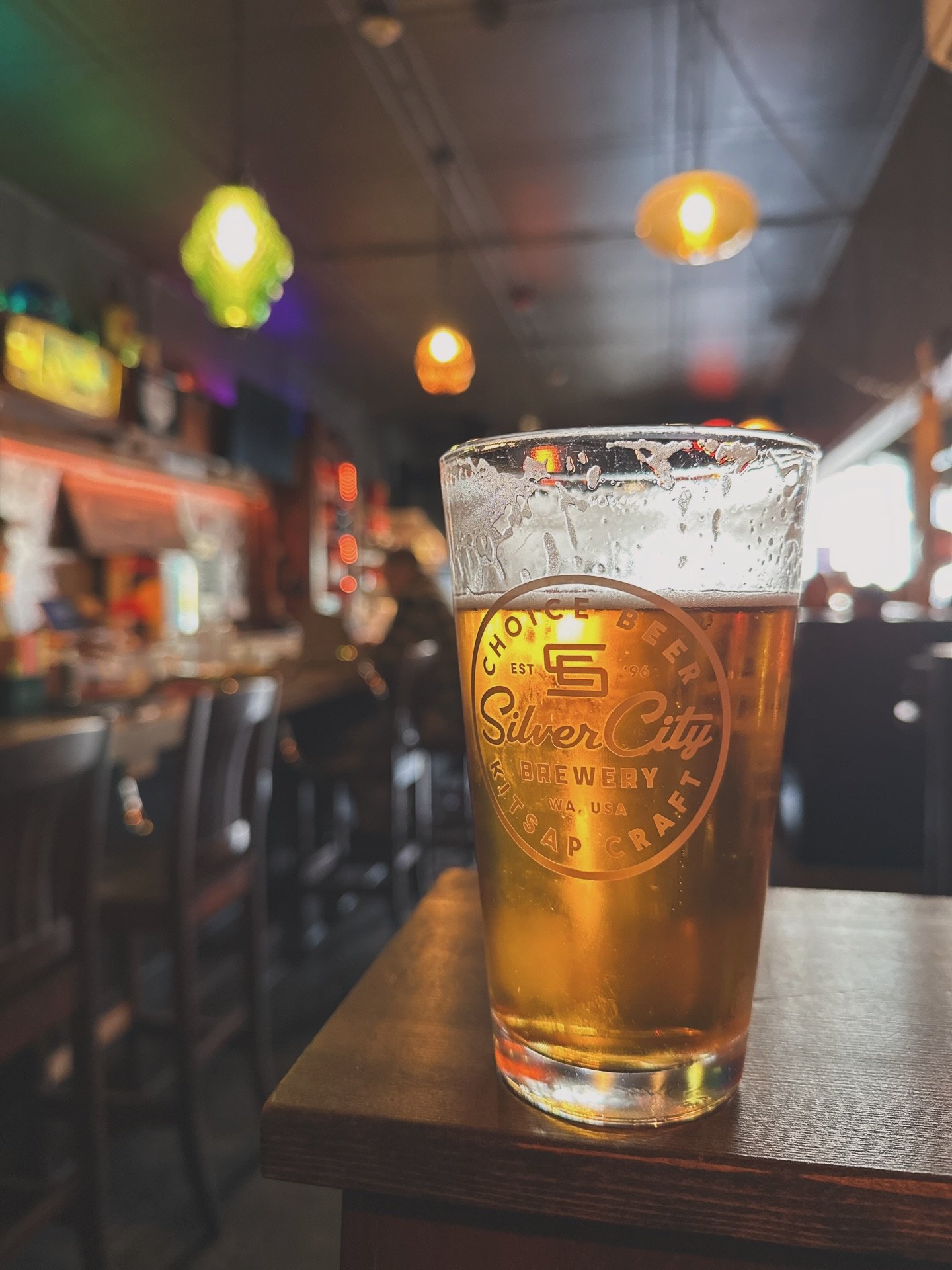 The Manette brunch is dive bar food fit for the Gods! Chances are you&rsquo;re sleeping on one of the best spots for food, drinks, retro-homey-local-dive vibes - well we&rsquo;re here to tell you this beloved Bremerton saloon is a comfort food paradi