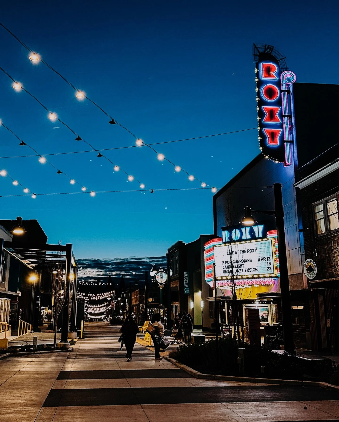 From the golden hour of the First Friday Art Walk to sunny Saturday morning farmers market vibes, spring in Kitsap is in full swing! We&rsquo;ve got all the information you need to have successful spring adventures. ❤️ Follow along with us!