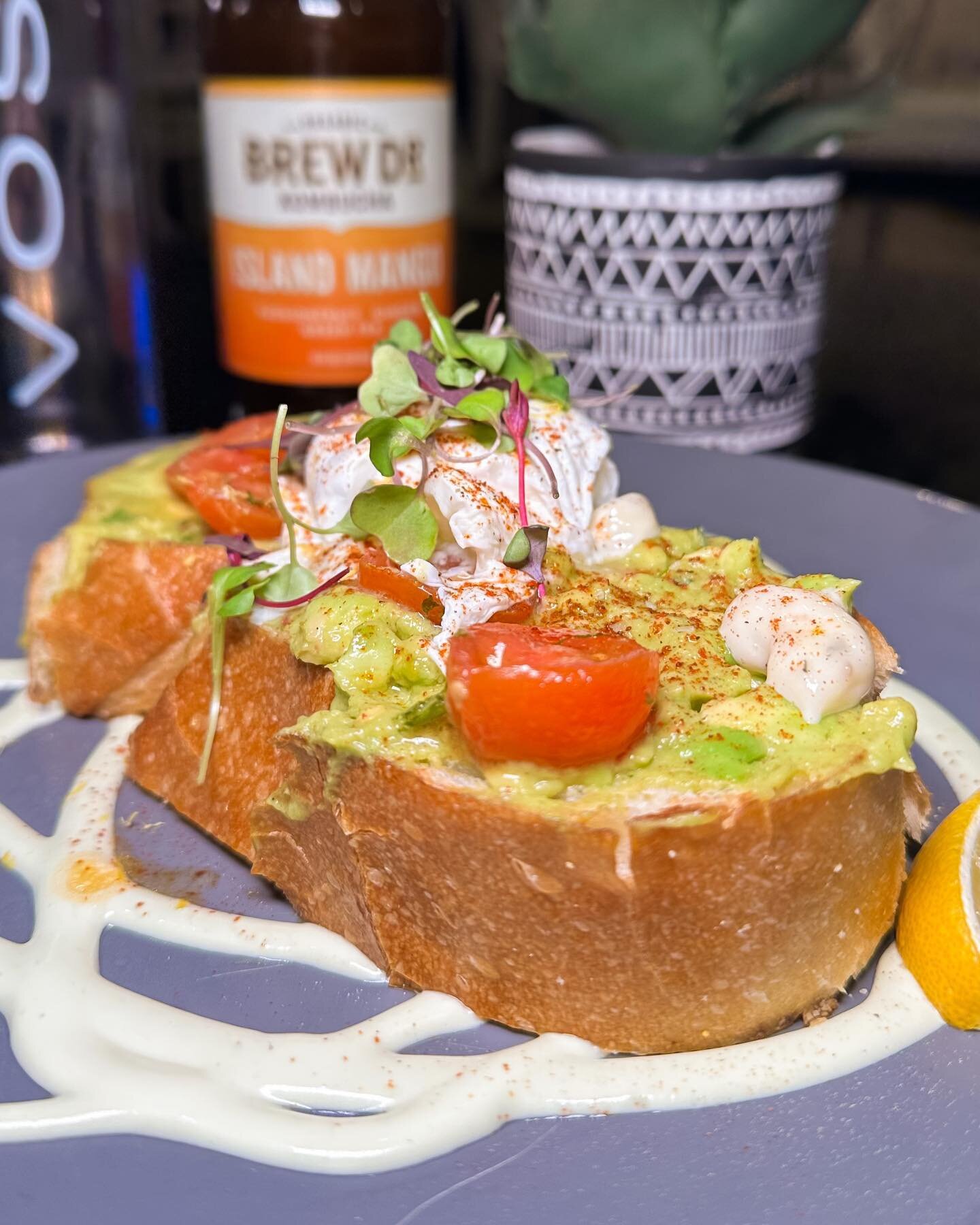 Say good morning with some avocado toast🥑

➖➖➖➖➖➖➖➖➖➖➖➖
Downtown LV
📍 1120 S Main St Suite 110
Downtown Summerlin
📍 2120 Festival Plaza Dr Unit 140
 Area 15 
📍 3215 S Rancho Dr
📍 Henderson(Spring 2023)
➖➖➖➖➖➖➖➖➖➖

#MAKERSLV #DTLV #coffeeshop #ve