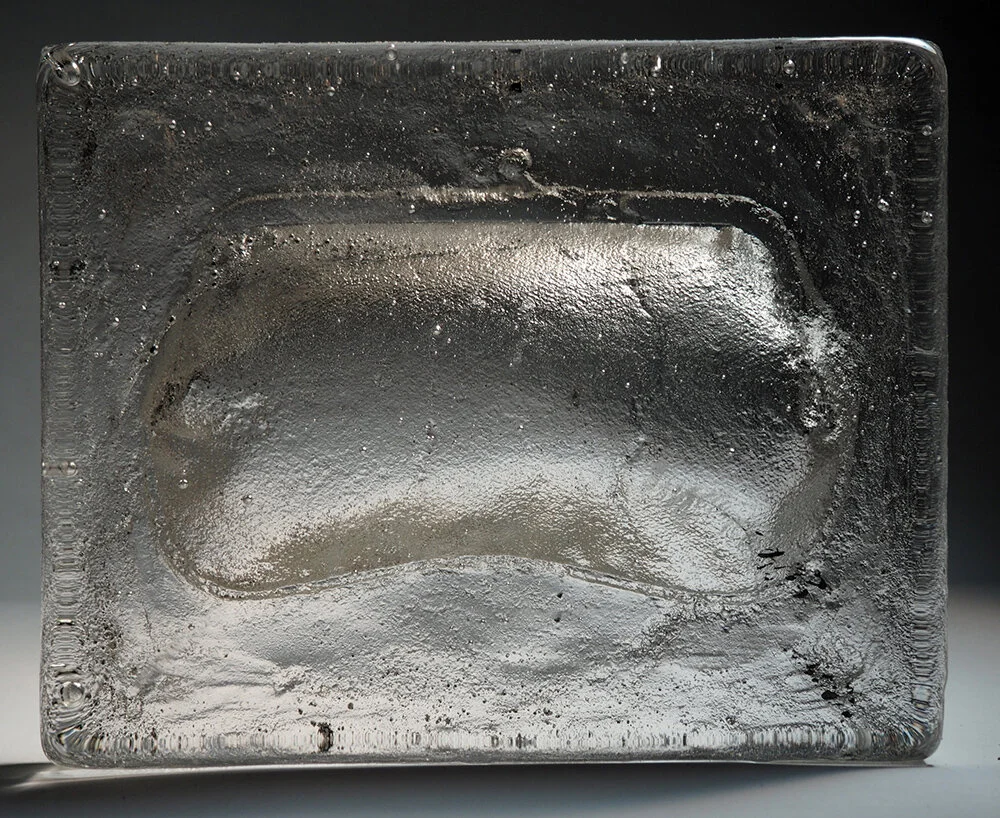 Clamshell Clutch