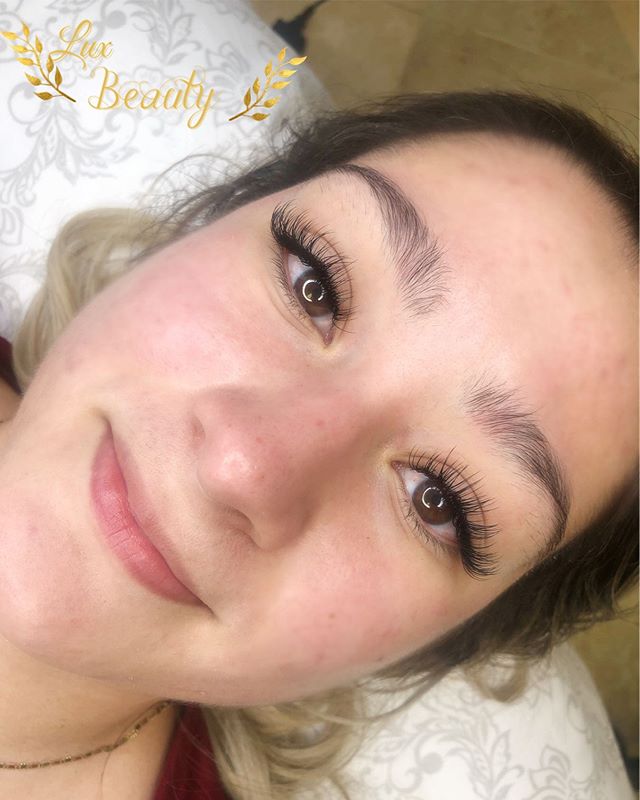 Medium Length Luxe Set ✨ 
Full lashes don&rsquo;t need to be as long as dramatic as you think! 
Appointments Available this week ! Book yours today✨ -
-
-
-
#lashes #lashmonday #lashextensions #lashboca #bocalashes #delraylashes #browardlashes #fau #