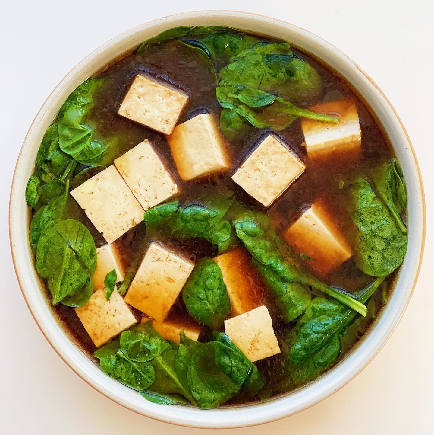Brrrrrr! Another warming bowl for me. Super quick and easy miso soup - homemade and very fast! Little miso, little kombu, little bonito. Smoky and savory! Big blocks of creamy tofu cooked right in the broth. I used medium firm (instead of my usual EX
