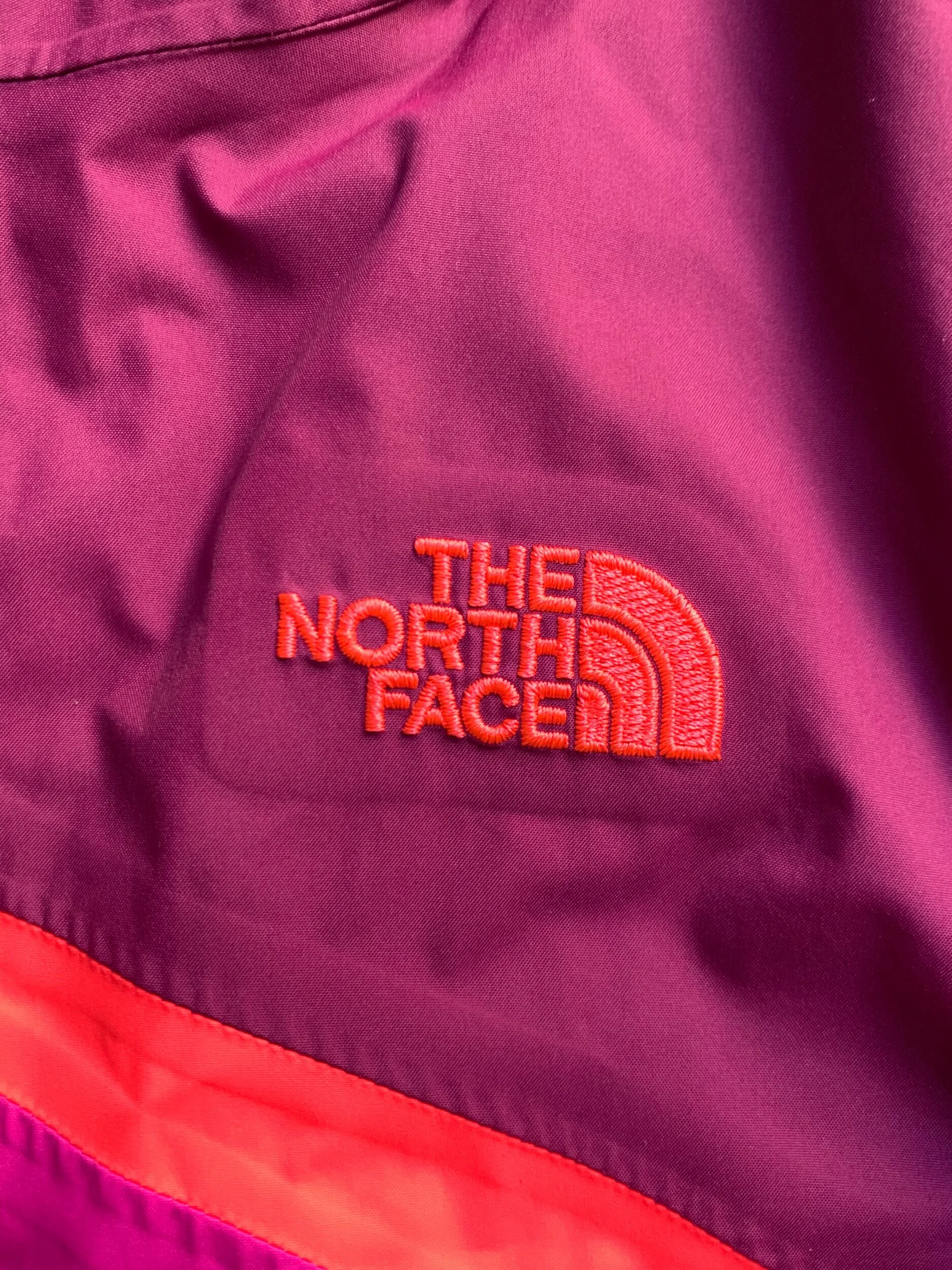 4A9EE74E-9D99-4DF6-AFB9-B7EB85F2E81B