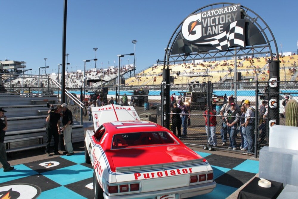 Darrell Gwynn Foundation Wood Brothers 1976 Mercury Montego NASCAR Featured 0222.jpg