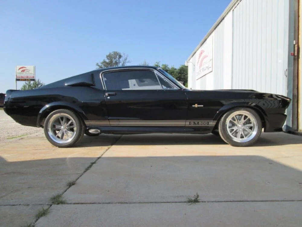 Featured Gateway Classic Mustang