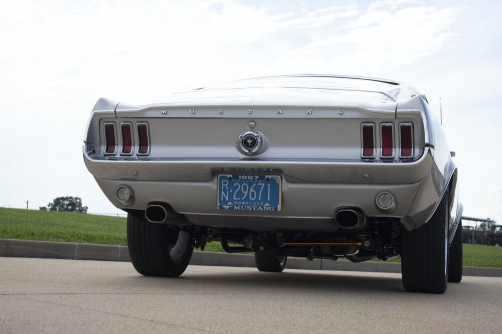 Struble 1967 RestoMod Ford Mustang Fastback Featured 0009.jpg