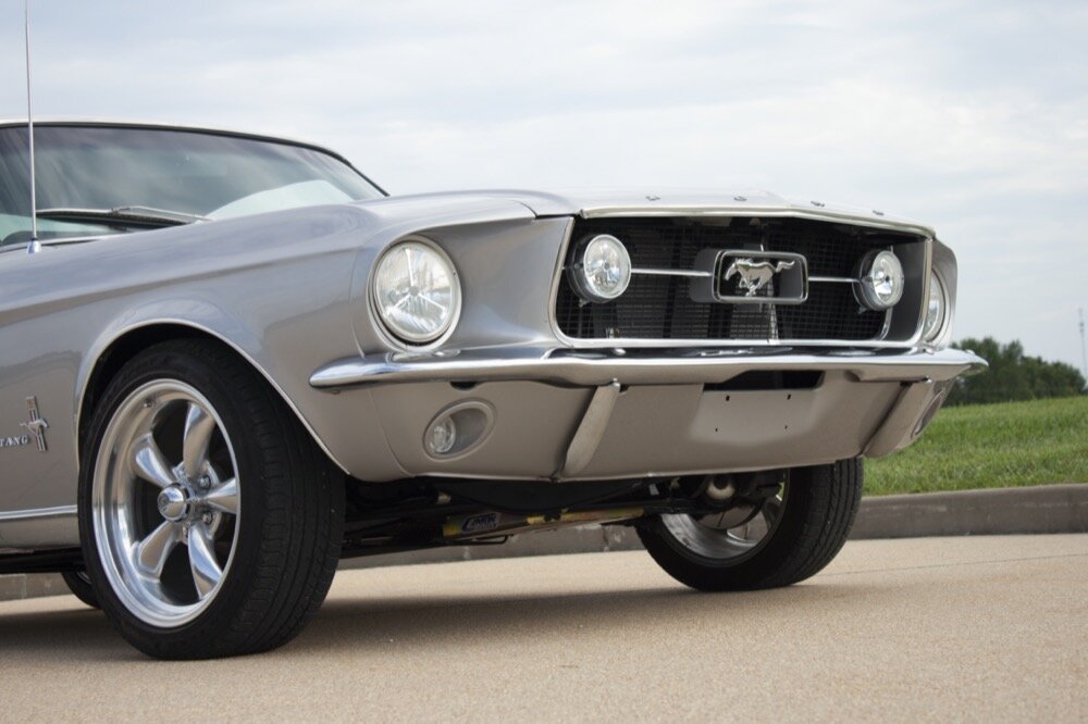 Struble 1967 RestoMod Ford Mustang Fastback Featured 0011.jpg
