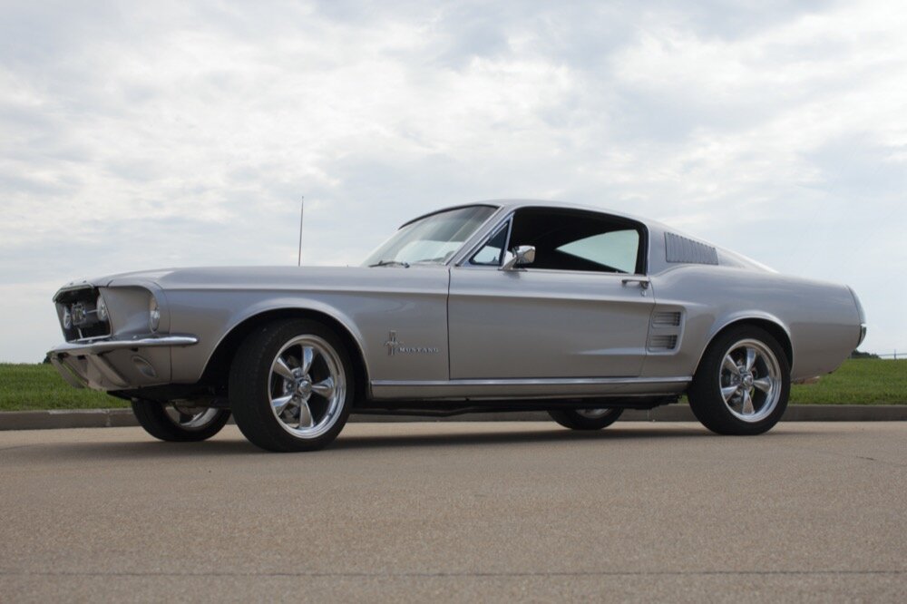 Struble 1967 RestoMod Ford Mustang Fastback Featured 0014.jpg