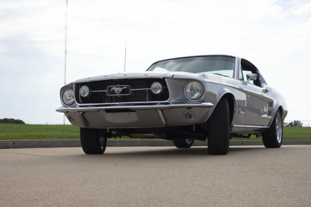 Struble 1967 RestoMod Ford Mustang Fastback Featured 0018.jpg